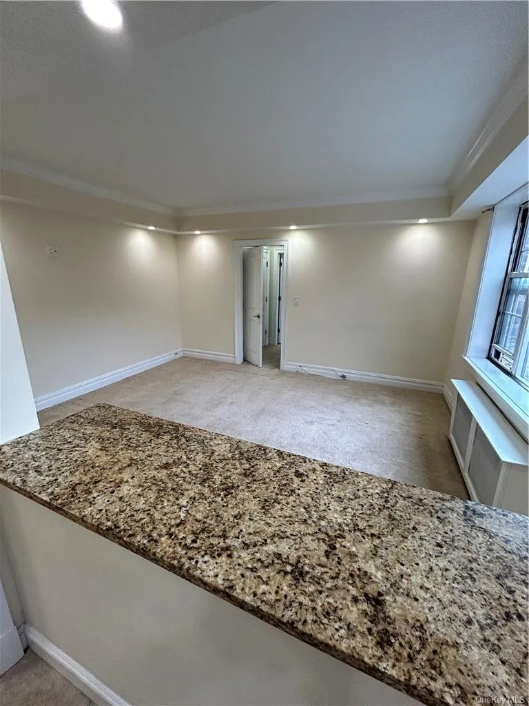 210 Pelham Road, New Rochelle, NY, 1 Bedroom Bedrooms, 3 Rooms Rooms,1 BathroomBathrooms,Residential Lease,For Rent,Pelham,0,983689 210 Pelham Road, New Rochelle, NY, 1 Bedroom Bedrooms, 3 Rooms Rooms,1 BathroomBathrooms,Residential Lease,For Rent,Pelham,0,983689