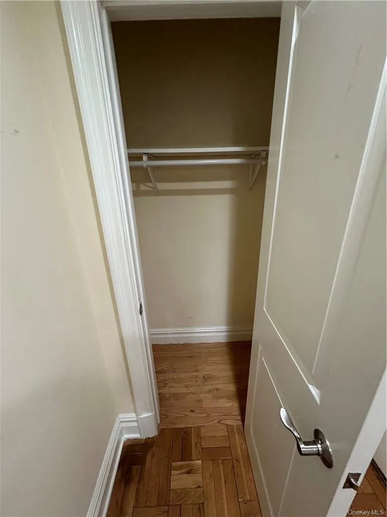210 Pelham Road, New Rochelle, NY, 1 Bedroom Bedrooms, 3 Rooms Rooms,1 BathroomBathrooms,Residential Lease,For Rent,Pelham,0,983689 210 Pelham Road, New Rochelle, NY, 1 Bedroom Bedrooms, 3 Rooms Rooms,1 BathroomBathrooms,Residential Lease,For Rent,Pelham,0,983689