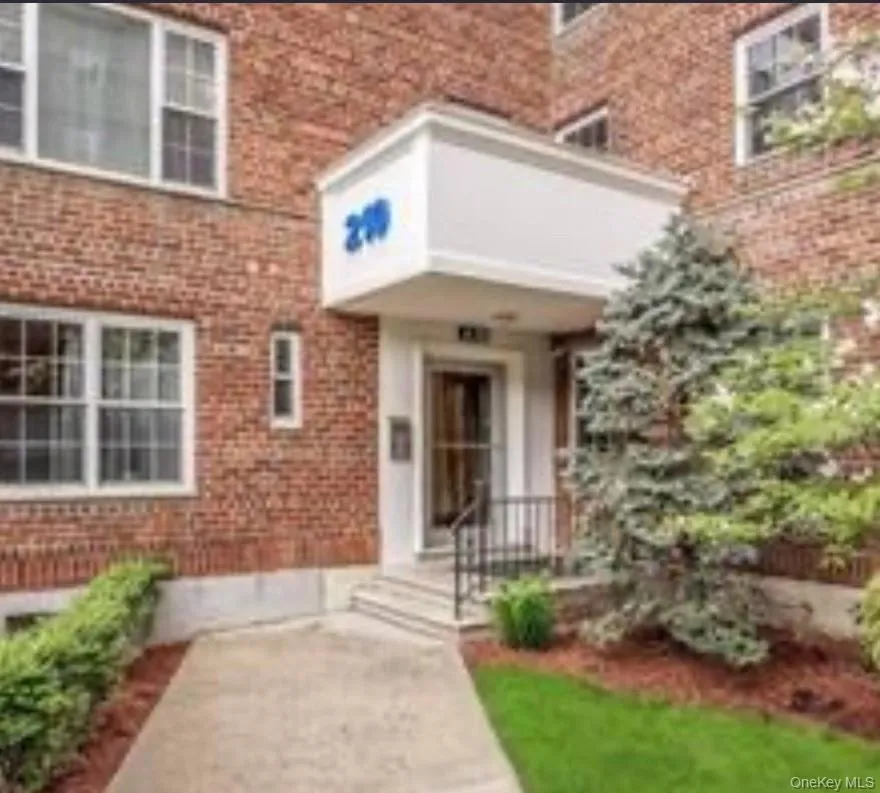 210 Pelham Road, New Rochelle, NY, 1 Bedroom Bedrooms, 3 Rooms Rooms,1 BathroomBathrooms,Residential Lease,For Rent,Pelham,0,983689 210 Pelham Road, New Rochelle, NY, 1 Bedroom Bedrooms, 3 Rooms Rooms,1 BathroomBathrooms,Residential Lease,For Rent,Pelham,0,983689