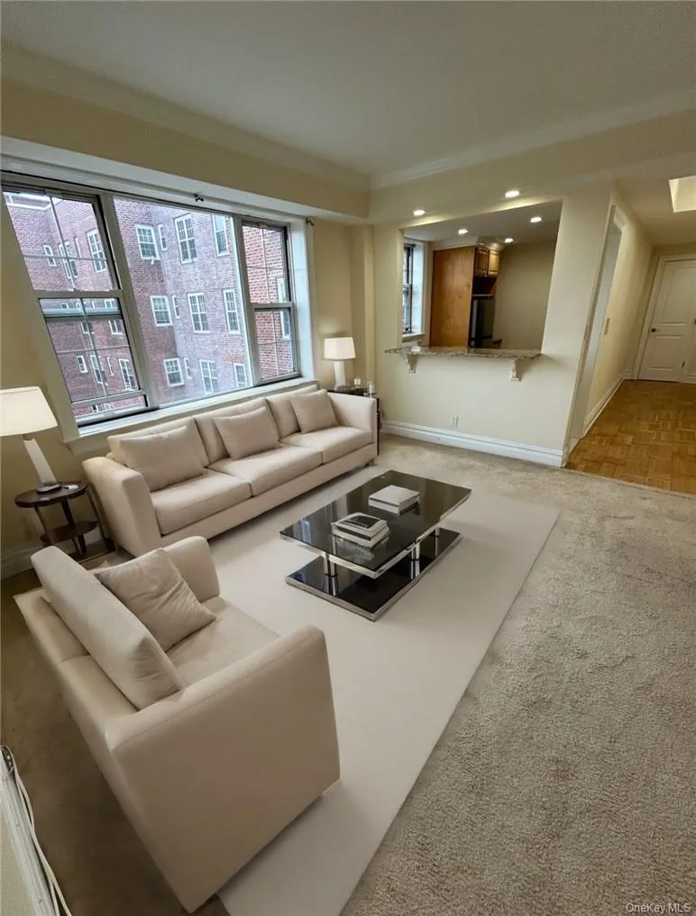 210 Pelham Road, New Rochelle, NY, 1 Bedroom Bedrooms, 3 Rooms Rooms,1 BathroomBathrooms,Residential Lease,For Rent,Pelham,0,983689 210 Pelham Road, New Rochelle, NY, 1 Bedroom Bedrooms, 3 Rooms Rooms,1 BathroomBathrooms,Residential Lease,For Rent,Pelham,0,983689