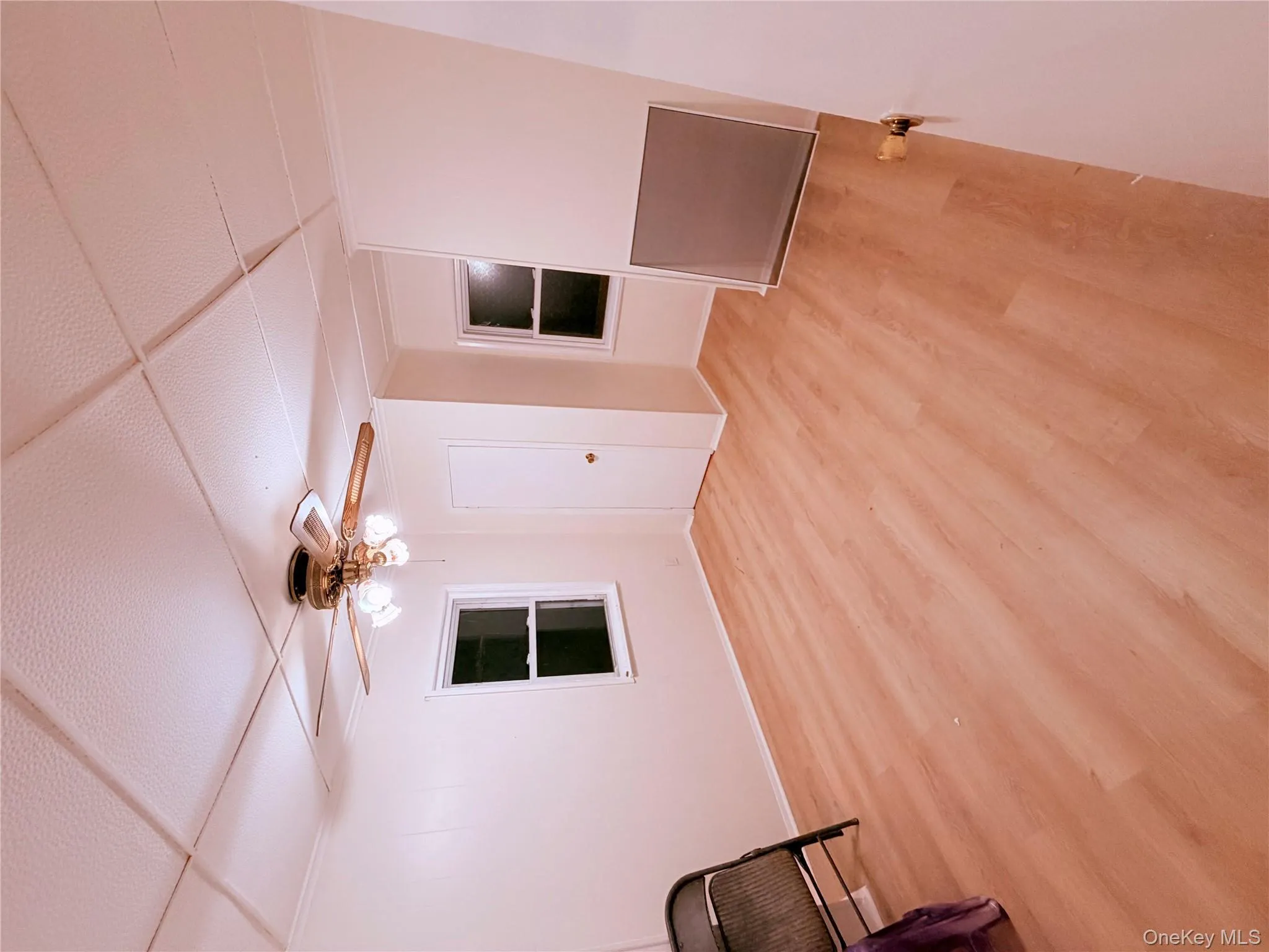 22417 Fairbury Avenue, New York, NY, 2 Bedrooms Bedrooms, 2 Rooms Rooms,1 BathroomBathrooms,Residential Lease,For Rent,Fairbury,0,983693 22417 Fairbury Avenue, New York, NY, 2 Bedrooms Bedrooms, 2 Rooms Rooms,1 BathroomBathrooms,Residential Lease,For Rent,Fairbury,0,983693