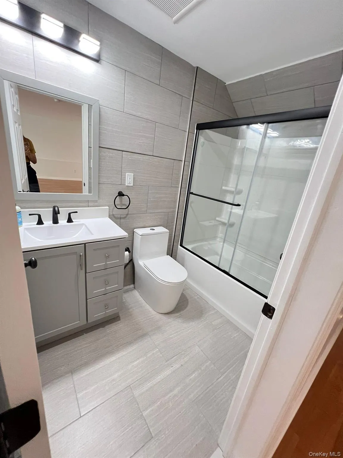 50 vineyard ave, Yonkers, NY, 3 Bedrooms Bedrooms, 6 Rooms Rooms,4 BathroomsBathrooms,Residential Lease,For Rent,vineyard ave,0,983696 50 vineyard ave, Yonkers, NY, 3 Bedrooms Bedrooms, 6 Rooms Rooms,4 BathroomsBathrooms,Residential Lease,For Rent,vineyard ave,0,983696