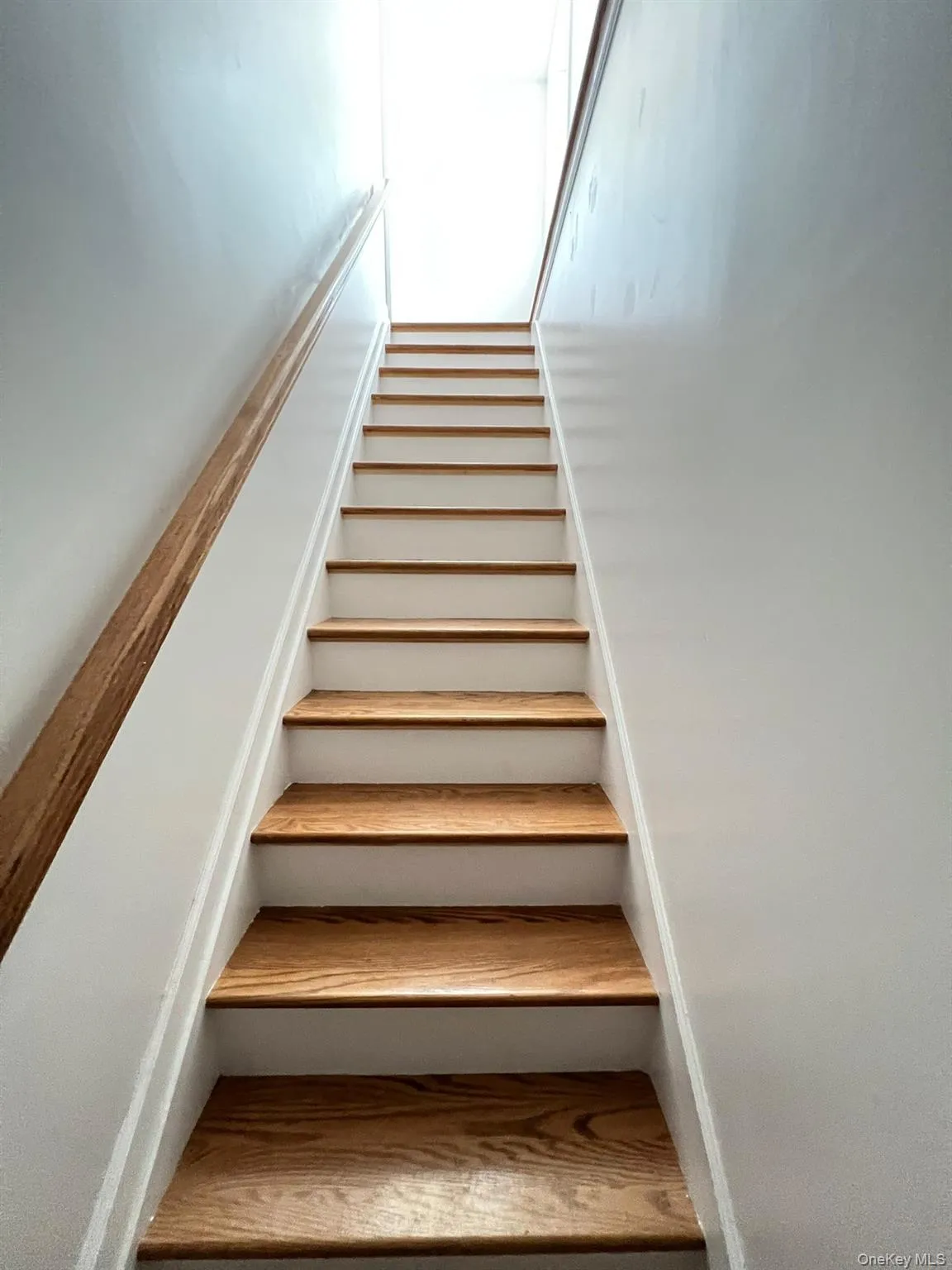 50 vineyard ave, Yonkers, NY, 3 Bedrooms Bedrooms, 6 Rooms Rooms,4 BathroomsBathrooms,Residential Lease,For Rent,vineyard ave,0,983696 50 vineyard ave, Yonkers, NY, 3 Bedrooms Bedrooms, 6 Rooms Rooms,4 BathroomsBathrooms,Residential Lease,For Rent,vineyard ave,0,983696