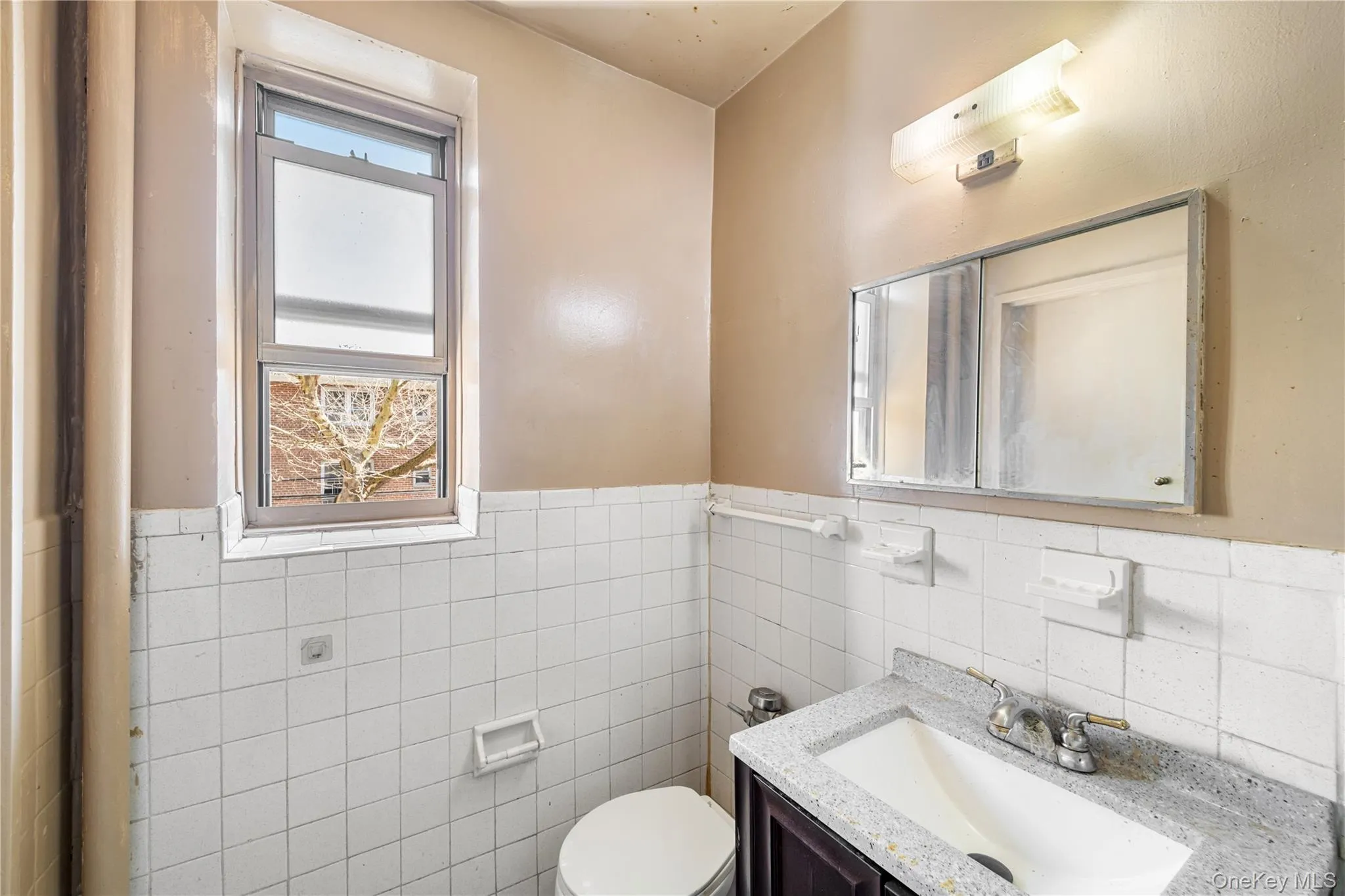 600 Locust Street, Mount Vernon, NY, 2 Bedrooms Bedrooms, 5 Rooms Rooms,2 BathroomsBathrooms,Residential,For Rent,Locust,0,983702 600 Locust Street, Mount Vernon, NY, 2 Bedrooms Bedrooms, 5 Rooms Rooms,2 BathroomsBathrooms,Residential,For Rent,Locust,0,983702