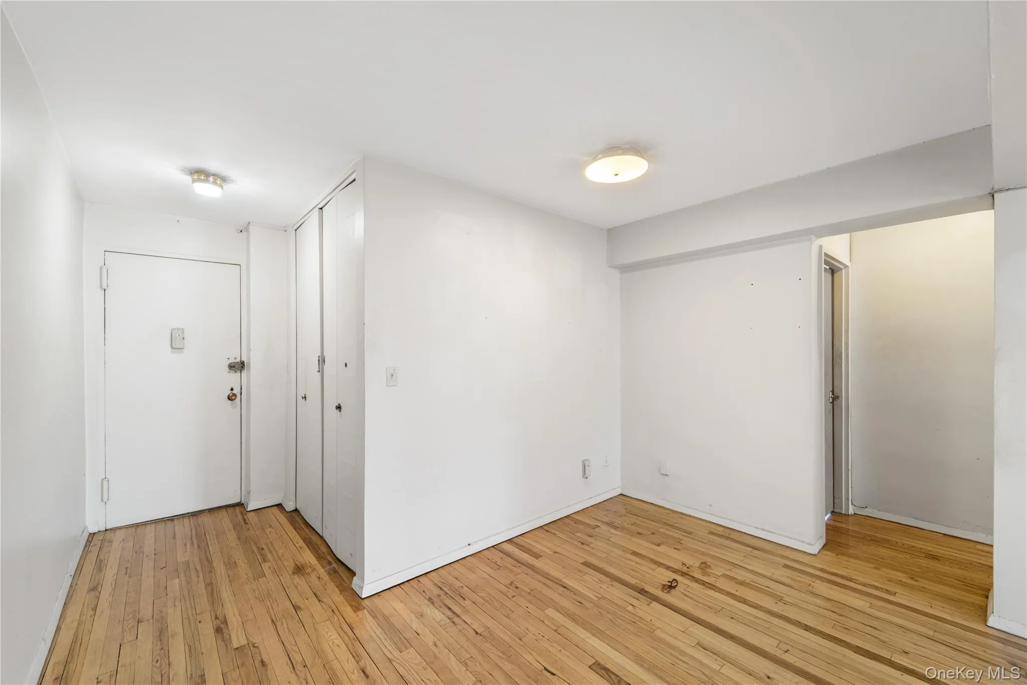 600 Locust Street, Mount Vernon, NY, 2 Bedrooms Bedrooms, 5 Rooms Rooms,2 BathroomsBathrooms,Residential,For Rent,Locust,0,983702 600 Locust Street, Mount Vernon, NY, 2 Bedrooms Bedrooms, 5 Rooms Rooms,2 BathroomsBathrooms,Residential,For Rent,Locust,0,983702