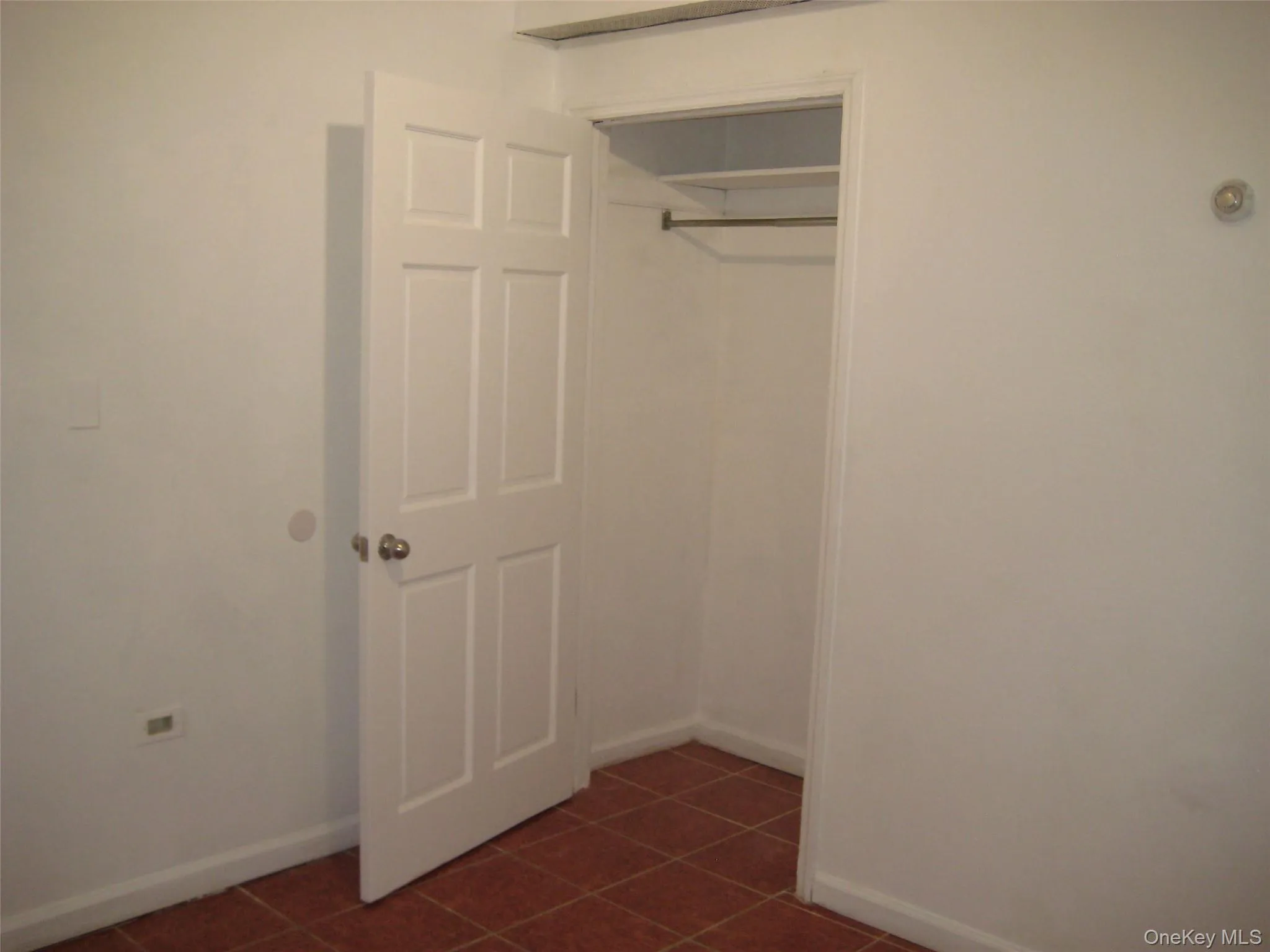 4630 Bell Boulevard, New York, NY, 1 Bedroom Bedrooms, 2 Rooms Rooms,1 BathroomBathrooms,Residential Lease,For Rent,Bell,0,983709 4630 Bell Boulevard, New York, NY, 1 Bedroom Bedrooms, 2 Rooms Rooms,1 BathroomBathrooms,Residential Lease,For Rent,Bell,0,983709