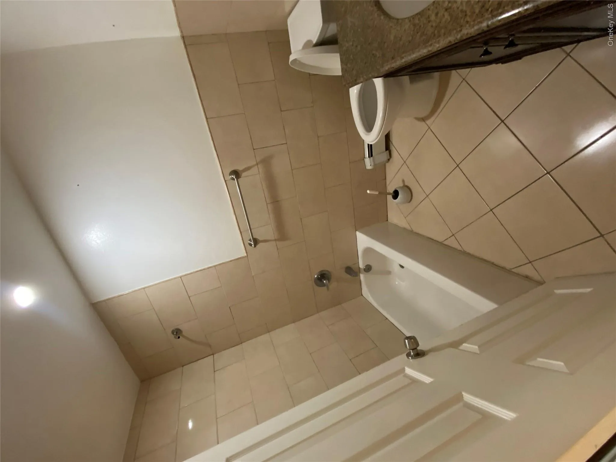 14605 226th Street, New York, NY, 3 Bedrooms Bedrooms, 7 Rooms Rooms,1 BathroomBathrooms,Residential Lease,For Rent,226th,0,983713 14605 226th Street, New York, NY, 3 Bedrooms Bedrooms, 7 Rooms Rooms,1 BathroomBathrooms,Residential Lease,For Rent,226th,0,983713