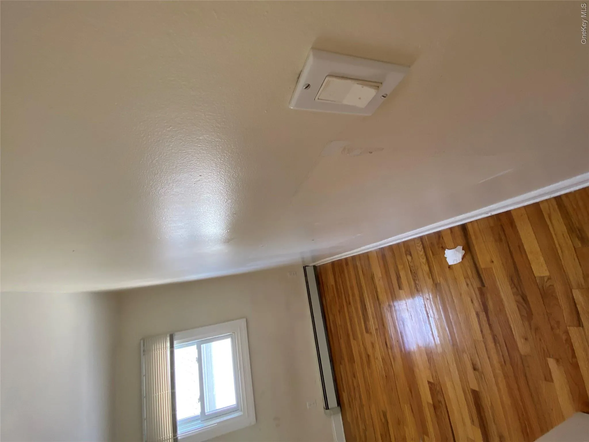 14605 226th Street, New York, NY, 3 Bedrooms Bedrooms, 7 Rooms Rooms,1 BathroomBathrooms,Residential Lease,For Rent,226th,0,983713 14605 226th Street, New York, NY, 3 Bedrooms Bedrooms, 7 Rooms Rooms,1 BathroomBathrooms,Residential Lease,For Rent,226th,0,983713