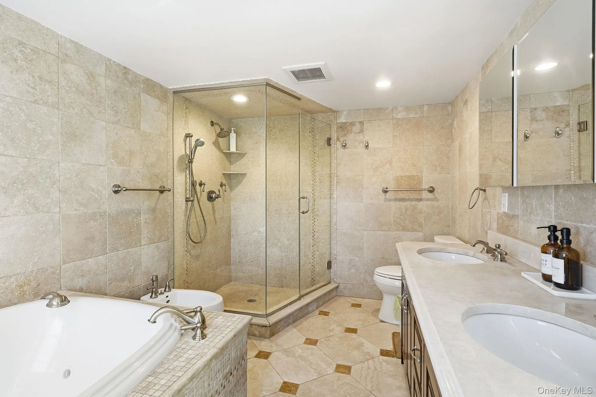 60 Hillside Lane, New Rochelle, NY, 4 Bedrooms Bedrooms, 9 Rooms Rooms,4 BathroomsBathrooms,Residential Lease,For Rent,Hillside,0,983717 60 Hillside Lane, New Rochelle, NY, 4 Bedrooms Bedrooms, 9 Rooms Rooms,4 BathroomsBathrooms,Residential Lease,For Rent,Hillside,0,983717