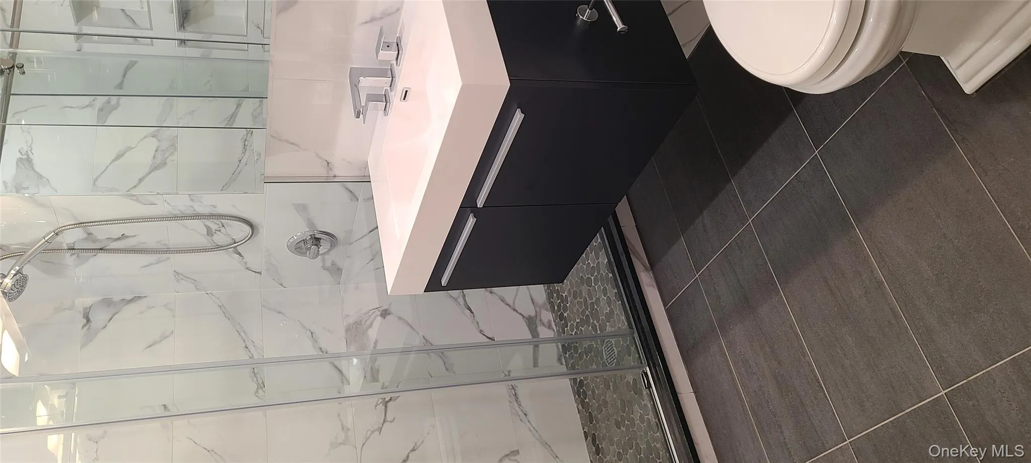 61-25 218 Street, New York, NY, 2 Bedrooms Bedrooms, 5 Rooms Rooms,1 BathroomBathrooms,Residential Lease,For Rent,218,0,983718 61-25 218 Street, New York, NY, 2 Bedrooms Bedrooms, 5 Rooms Rooms,1 BathroomBathrooms,Residential Lease,For Rent,218,0,983718