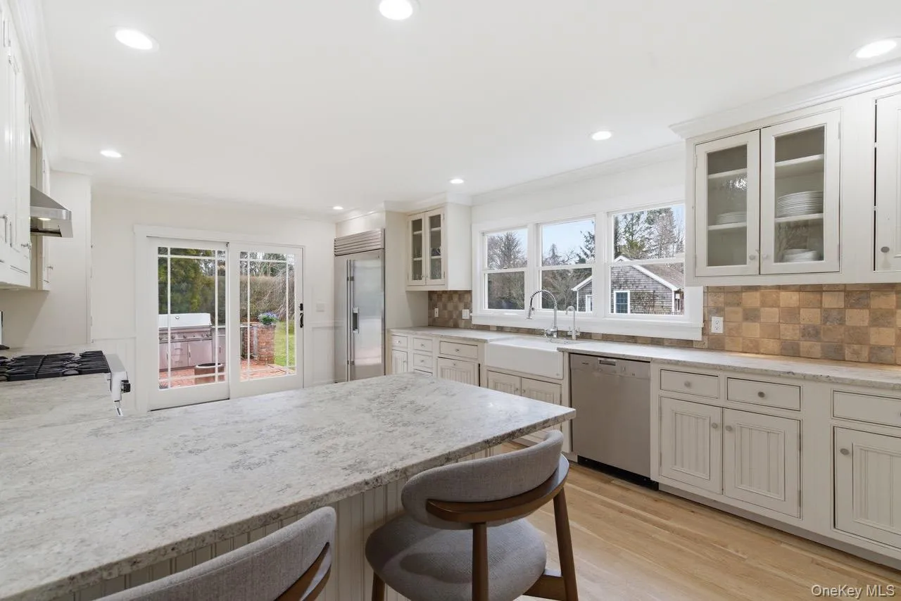 2 Quogo Neck Lane, Southampton, NY, 5 Bedrooms Bedrooms, 15 Rooms Rooms,5 BathroomsBathrooms,Residential Sale,For Rent,Quogo Neck,0,983723 2 Quogo Neck Lane, Southampton, NY, 5 Bedrooms Bedrooms, 15 Rooms Rooms,5 BathroomsBathrooms,Residential Sale,For Rent,Quogo Neck,0,983723
