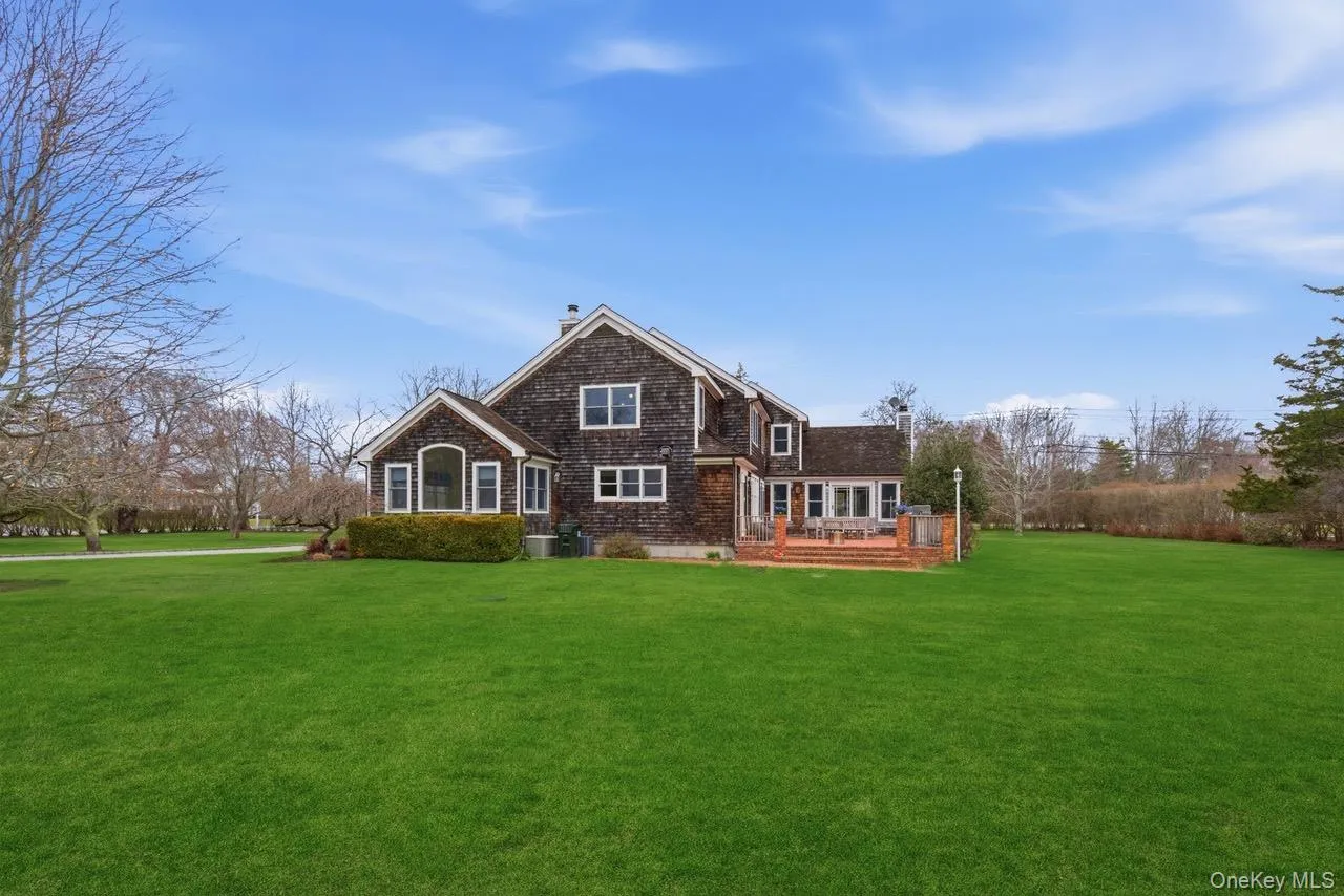 2 Quogo Neck Lane, Southampton, NY, 5 Bedrooms Bedrooms, 15 Rooms Rooms,5 BathroomsBathrooms,Residential Sale,For Rent,Quogo Neck,0,983723 2 Quogo Neck Lane, Southampton, NY, 5 Bedrooms Bedrooms, 15 Rooms Rooms,5 BathroomsBathrooms,Residential Sale,For Rent,Quogo Neck,0,983723