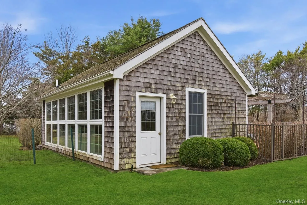2 Quogo Neck Lane, Southampton, NY, 5 Bedrooms Bedrooms, 15 Rooms Rooms,5 BathroomsBathrooms,Residential Sale,For Rent,Quogo Neck,0,983723 2 Quogo Neck Lane, Southampton, NY, 5 Bedrooms Bedrooms, 15 Rooms Rooms,5 BathroomsBathrooms,Residential Sale,For Rent,Quogo Neck,0,983723