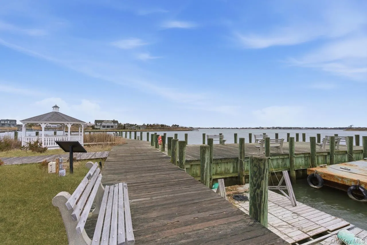 2 Quogo Neck Lane, Southampton, NY, 5 Bedrooms Bedrooms, 15 Rooms Rooms,5 BathroomsBathrooms,Residential Sale,For Rent,Quogo Neck,0,983723 2 Quogo Neck Lane, Southampton, NY, 5 Bedrooms Bedrooms, 15 Rooms Rooms,5 BathroomsBathrooms,Residential Sale,For Rent,Quogo Neck,0,983723