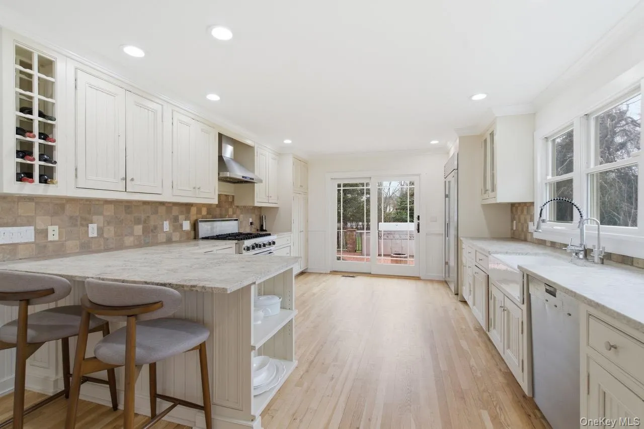 2 Quogo Neck Lane, Southampton, NY, 5 Bedrooms Bedrooms, 15 Rooms Rooms,5 BathroomsBathrooms,Residential Sale,For Rent,Quogo Neck,0,983723 2 Quogo Neck Lane, Southampton, NY, 5 Bedrooms Bedrooms, 15 Rooms Rooms,5 BathroomsBathrooms,Residential Sale,For Rent,Quogo Neck,0,983723