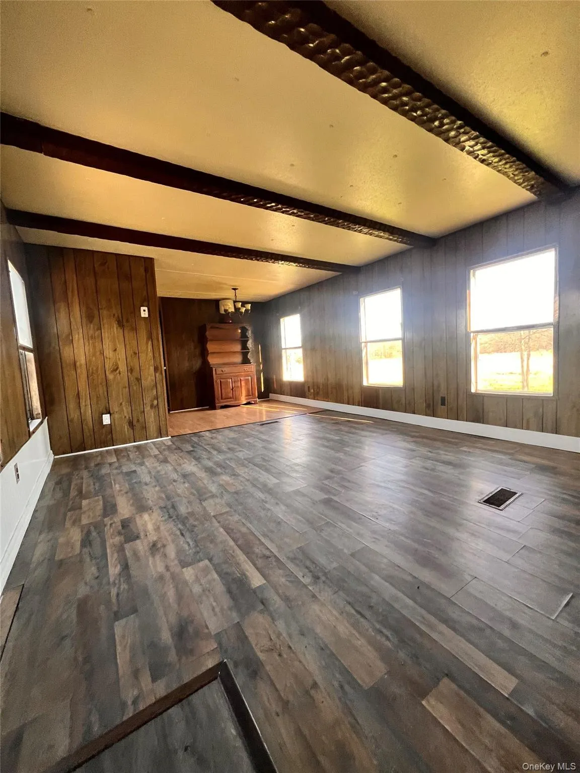 373 Bruyn Turnpike, Shawangunk, NY, 2 Bedrooms Bedrooms, 5 Rooms Rooms,2 BathroomsBathrooms,Residential Lease,For Rent,Bruyn,0,983727 373 Bruyn Turnpike, Shawangunk, NY, 2 Bedrooms Bedrooms, 5 Rooms Rooms,2 BathroomsBathrooms,Residential Lease,For Rent,Bruyn,0,983727