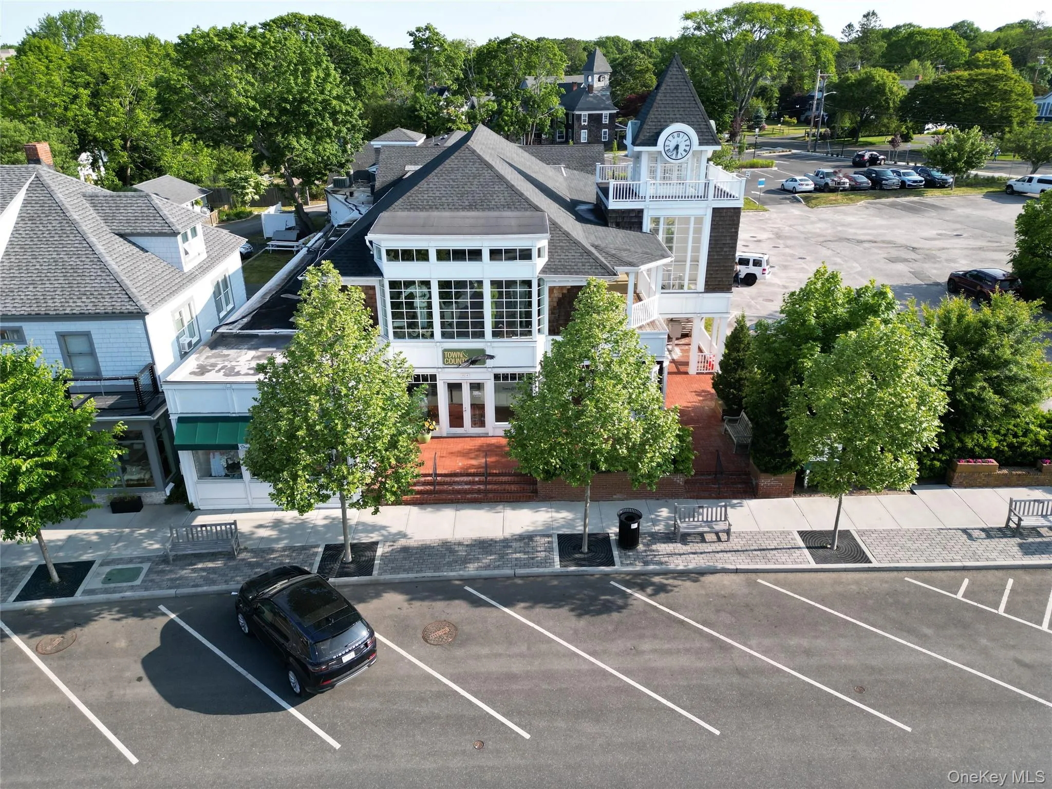 132 Main Street, Southampton, NY, ,Commercial Lease,For Rent,Main,0,983730 132 Main Street, Southampton, NY, ,Commercial Lease,For Rent,Main,0,983730