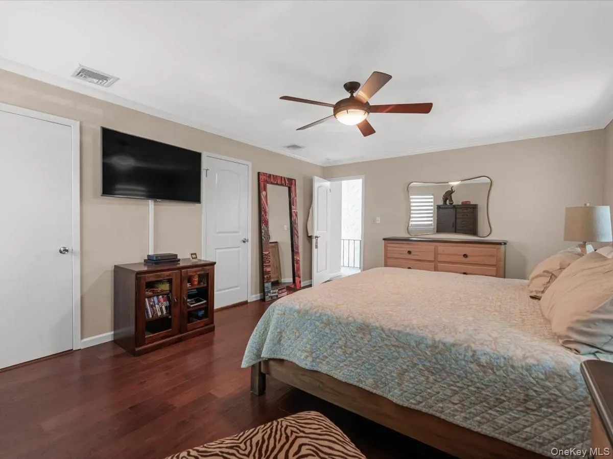 254 Meredith Lane, Hempstead, NY, 4 Bedrooms Bedrooms, 8 Rooms Rooms,2 BathroomsBathrooms,Residential,For Rent,Meredith,0,983739 254 Meredith Lane, Hempstead, NY, 4 Bedrooms Bedrooms, 8 Rooms Rooms,2 BathroomsBathrooms,Residential,For Rent,Meredith,0,983739