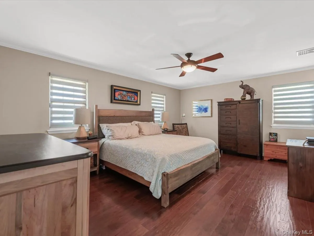 254 Meredith Lane, Hempstead, NY, 4 Bedrooms Bedrooms, 8 Rooms Rooms,2 BathroomsBathrooms,Residential,For Rent,Meredith,0,983739 254 Meredith Lane, Hempstead, NY, 4 Bedrooms Bedrooms, 8 Rooms Rooms,2 BathroomsBathrooms,Residential,For Rent,Meredith,0,983739