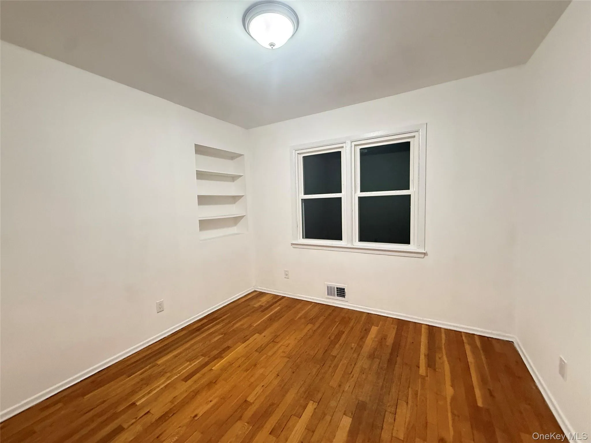 57-10 246th Place, New York, NY, 3 Bedrooms Bedrooms, 6 Rooms Rooms,2 BathroomsBathrooms,Residential Lease,For Rent,246th,0,983741 57-10 246th Place, New York, NY, 3 Bedrooms Bedrooms, 6 Rooms Rooms,2 BathroomsBathrooms,Residential Lease,For Rent,246th,0,983741