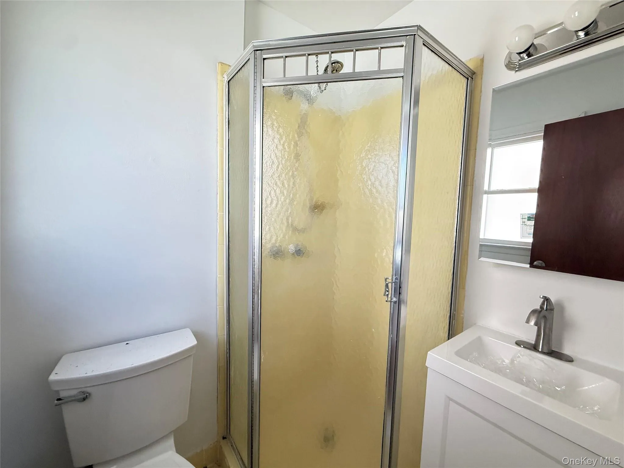 57-10 246th Place, New York, NY, 3 Bedrooms Bedrooms, 6 Rooms Rooms,2 BathroomsBathrooms,Residential Lease,For Rent,246th,0,983741 57-10 246th Place, New York, NY, 3 Bedrooms Bedrooms, 6 Rooms Rooms,2 BathroomsBathrooms,Residential Lease,For Rent,246th,0,983741