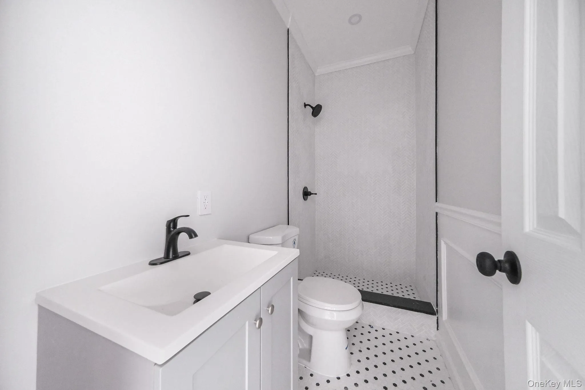 224 Amber Street, New York, NY, 3 Bedrooms Bedrooms, 5 Rooms Rooms,2 BathroomsBathrooms,Residential Lease,For Rent,Amber,0,983745 224 Amber Street, New York, NY, 3 Bedrooms Bedrooms, 5 Rooms Rooms,2 BathroomsBathrooms,Residential Lease,For Rent,Amber,0,983745