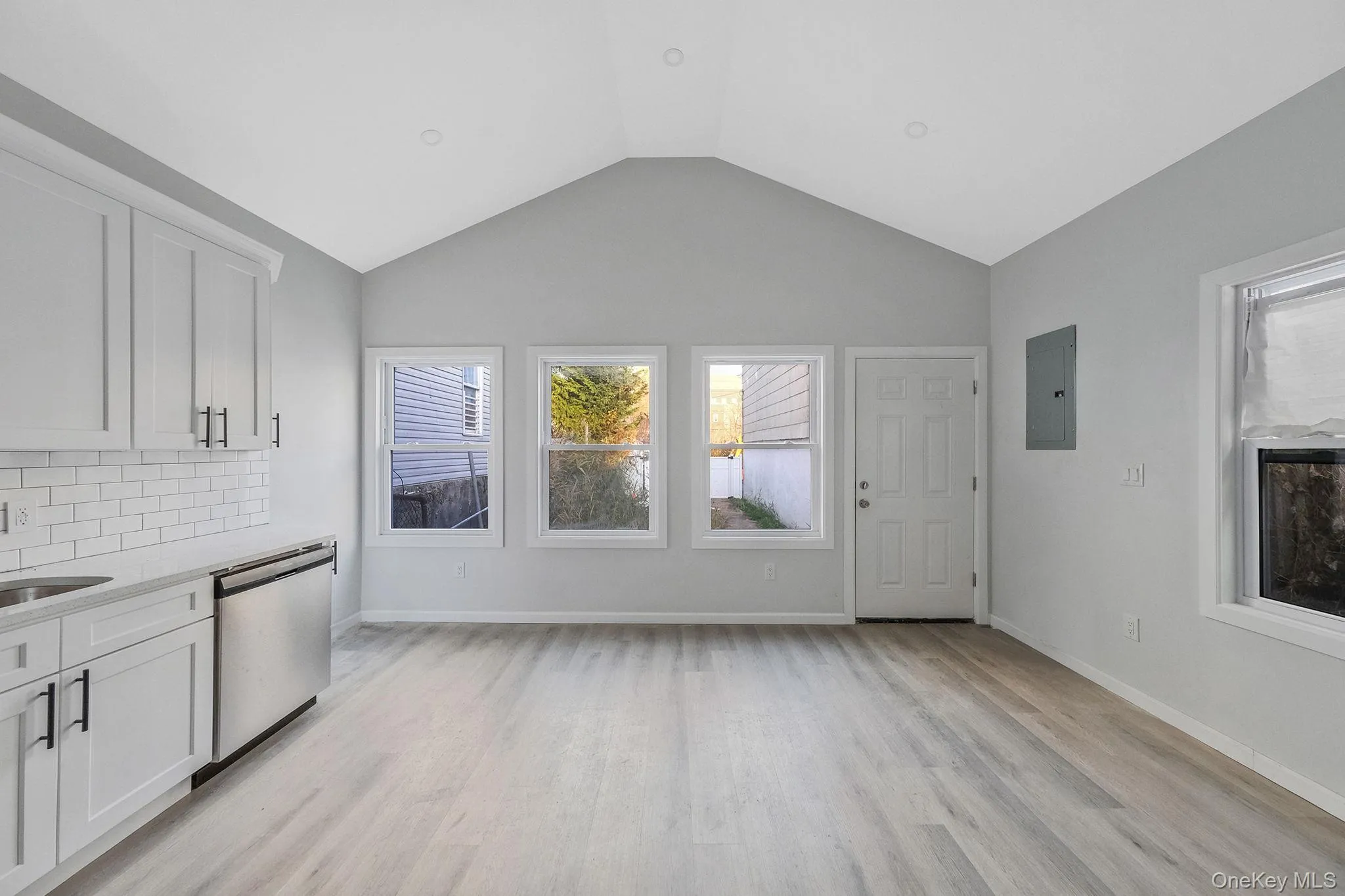 224 Amber Street, New York, NY, 3 Bedrooms Bedrooms, 5 Rooms Rooms,2 BathroomsBathrooms,Residential Lease,For Rent,Amber,0,983745 224 Amber Street, New York, NY, 3 Bedrooms Bedrooms, 5 Rooms Rooms,2 BathroomsBathrooms,Residential Lease,For Rent,Amber,0,983745