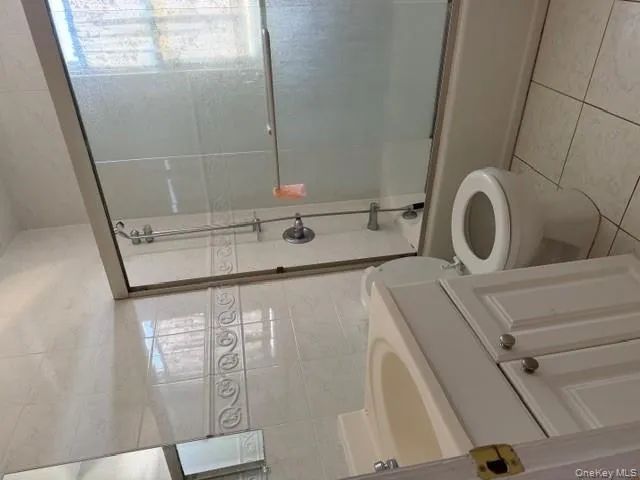 268 Schenck Avenue, North Hempstead, NY, 4 Bedrooms Bedrooms, 7 Rooms Rooms,2 BathroomsBathrooms,Residential Lease,For Rent,Schenck,0,983750 268 Schenck Avenue, North Hempstead, NY, 4 Bedrooms Bedrooms, 7 Rooms Rooms,2 BathroomsBathrooms,Residential Lease,For Rent,Schenck,0,983750