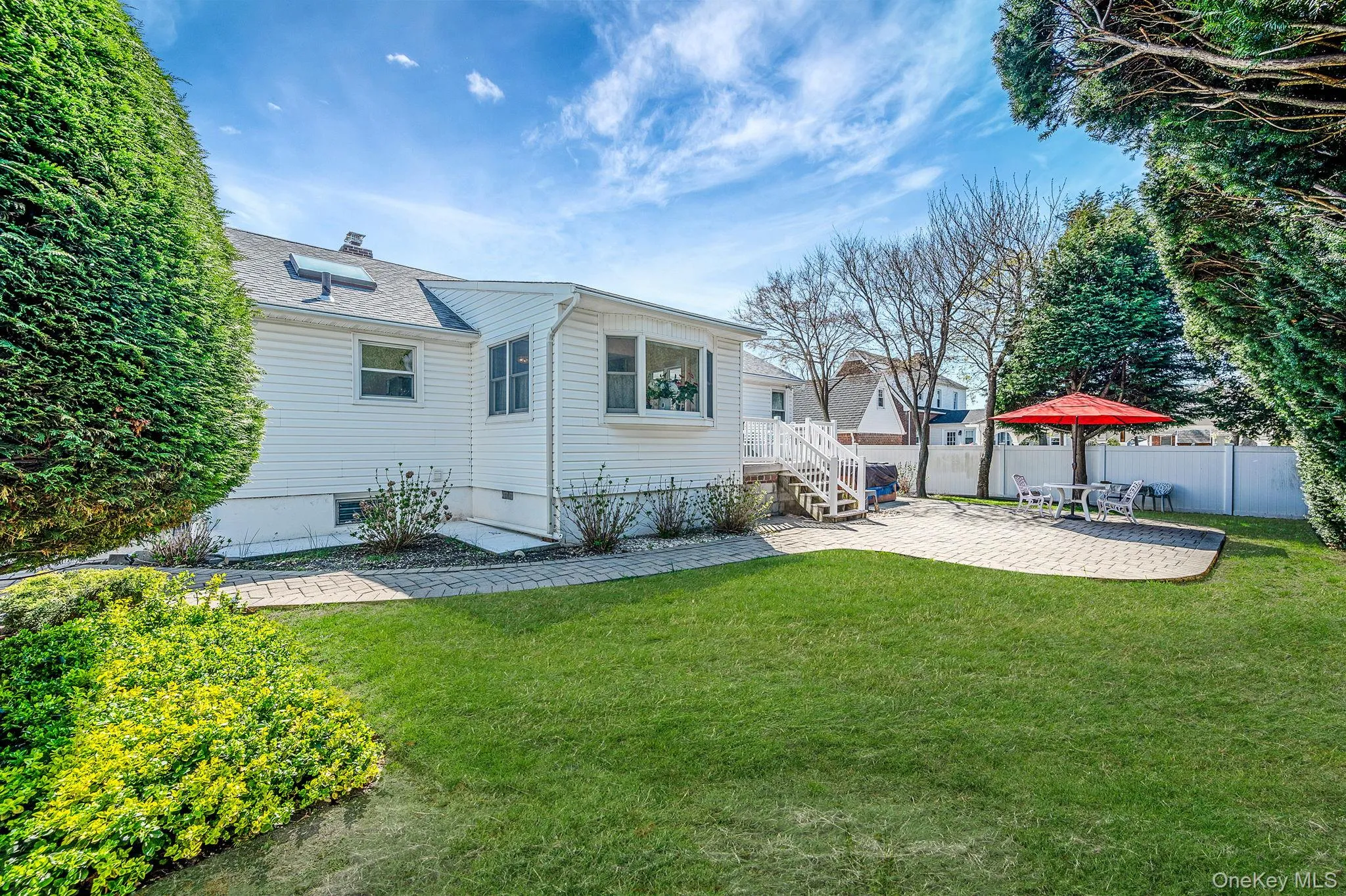 1672 Eyre Place, Hempstead, NY, 3 Bedrooms Bedrooms, 11 Rooms Rooms,2 BathroomsBathrooms,Residential,For Rent,Eyre,0,983768 1672 Eyre Place, Hempstead, NY, 3 Bedrooms Bedrooms, 11 Rooms Rooms,2 BathroomsBathrooms,Residential,For Rent,Eyre,0,983768