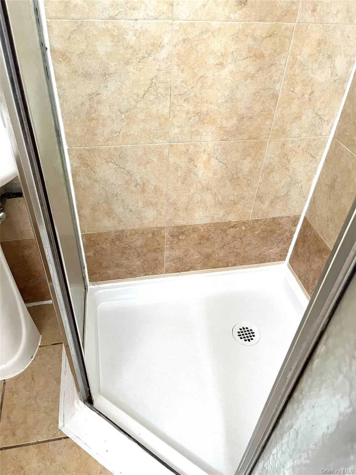 8281 88th Place, New York, NY, 3 Bedrooms Bedrooms, 7 Rooms Rooms,2 BathroomsBathrooms,Residential Lease,For Rent,88th,0,983771 8281 88th Place, New York, NY, 3 Bedrooms Bedrooms, 7 Rooms Rooms,2 BathroomsBathrooms,Residential Lease,For Rent,88th,0,983771