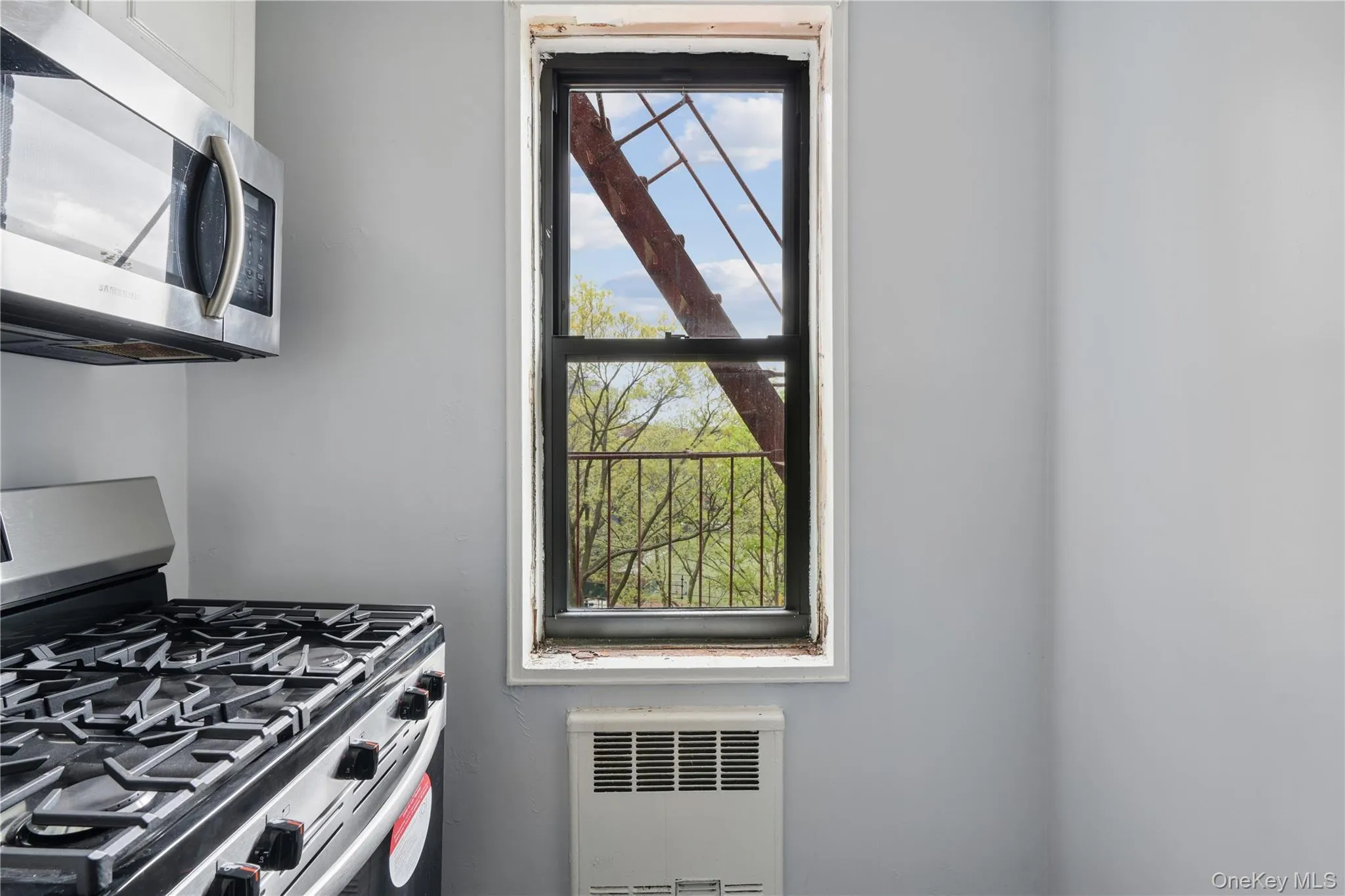33-24 Junction Blvd, New York, NY, 1 Bedroom Bedrooms, 4 Rooms Rooms,1 BathroomBathrooms,Residential,For Rent,Junction Blvd,0,983774 33-24 Junction Blvd, New York, NY, 1 Bedroom Bedrooms, 4 Rooms Rooms,1 BathroomBathrooms,Residential,For Rent,Junction Blvd,0,983774