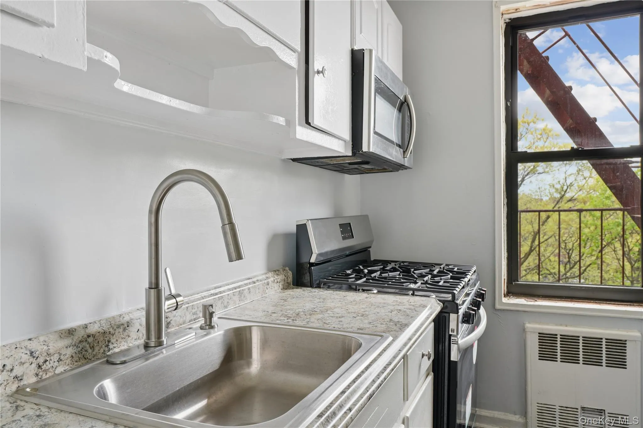 33-24 Junction Blvd, New York, NY, 1 Bedroom Bedrooms, 4 Rooms Rooms,1 BathroomBathrooms,Residential,For Rent,Junction Blvd,0,983774 33-24 Junction Blvd, New York, NY, 1 Bedroom Bedrooms, 4 Rooms Rooms,1 BathroomBathrooms,Residential,For Rent,Junction Blvd,0,983774