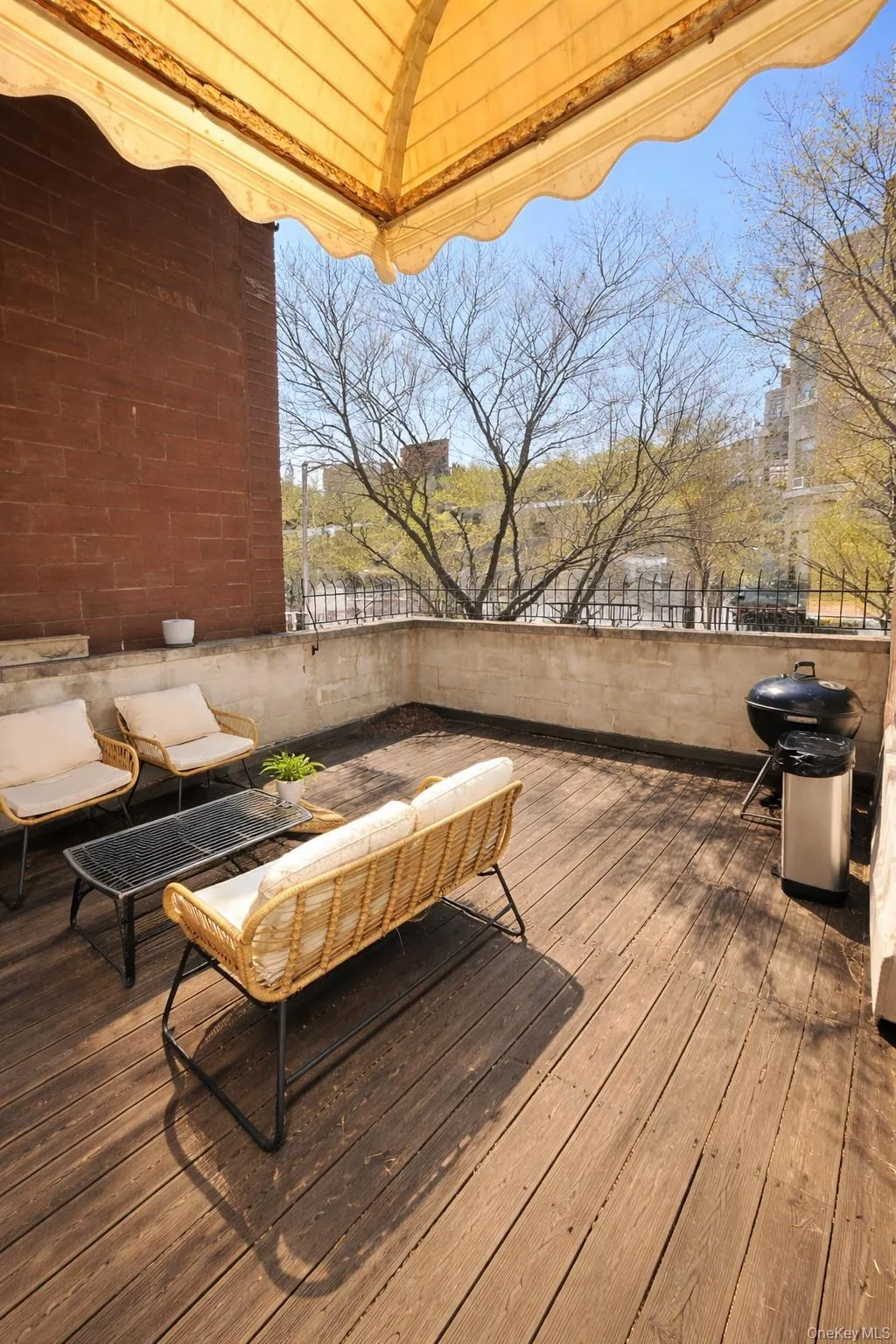 69 Avenue C, New York, NY, 3 Bedrooms Bedrooms, 8 Rooms Rooms,2 BathroomsBathrooms,Residential Lease,For Rent,Avenue C,0,983790 69 Avenue C, New York, NY, 3 Bedrooms Bedrooms, 8 Rooms Rooms,2 BathroomsBathrooms,Residential Lease,For Rent,Avenue C,0,983790