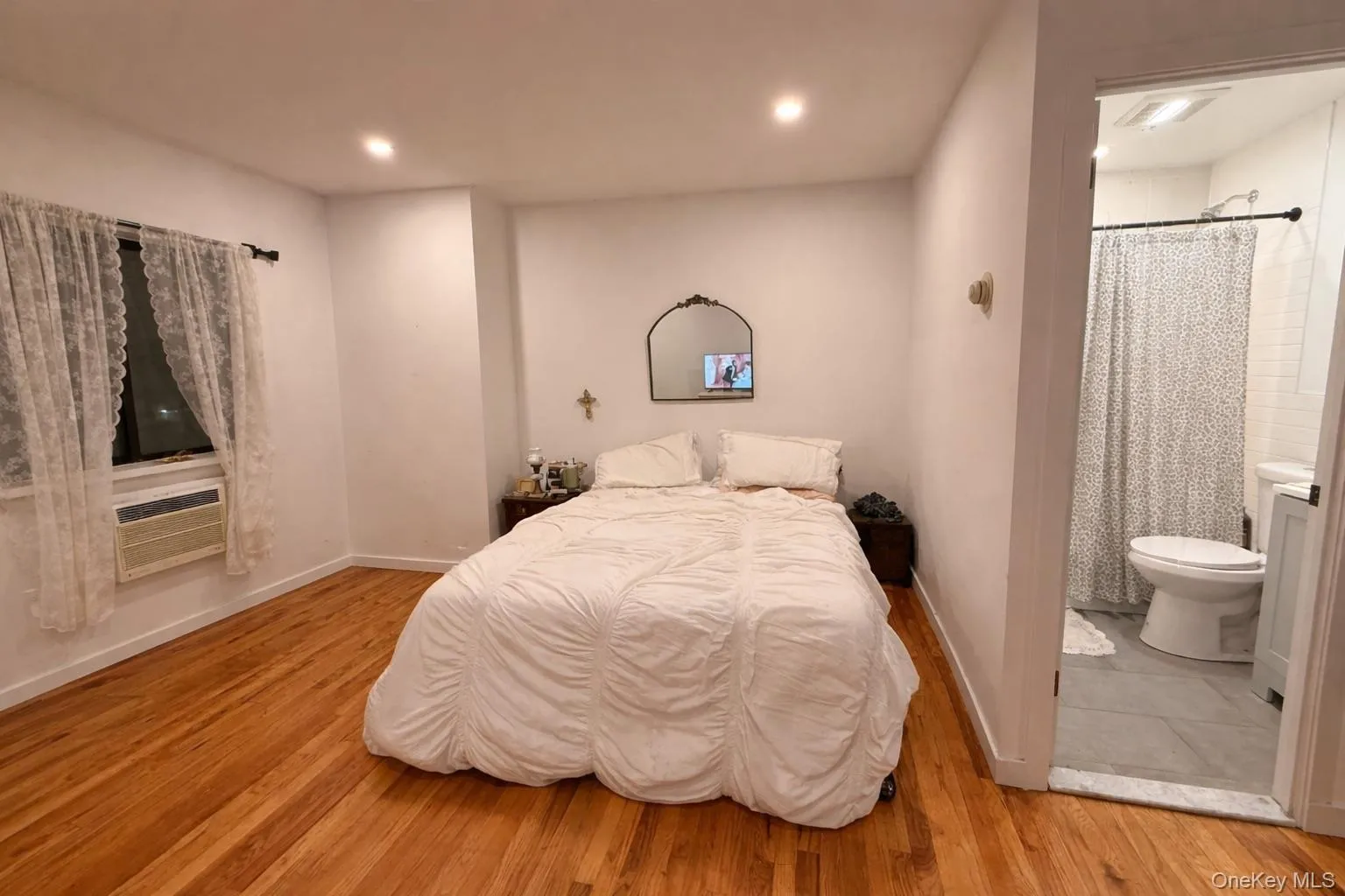 69 Avenue C, New York, NY, 3 Bedrooms Bedrooms, 8 Rooms Rooms,2 BathroomsBathrooms,Residential Lease,For Rent,Avenue C,0,983790 69 Avenue C, New York, NY, 3 Bedrooms Bedrooms, 8 Rooms Rooms,2 BathroomsBathrooms,Residential Lease,For Rent,Avenue C,0,983790