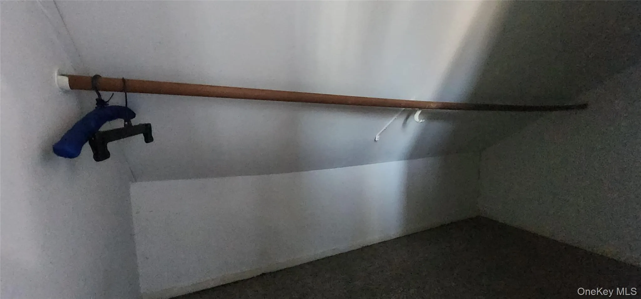 231 West Avenue, Brookhaven, NY, 1 Bedroom Bedrooms, 4 Rooms Rooms,1 BathroomBathrooms,Residential Lease,For Rent,West,0,983804 231 West Avenue, Brookhaven, NY, 1 Bedroom Bedrooms, 4 Rooms Rooms,1 BathroomBathrooms,Residential Lease,For Rent,West,0,983804