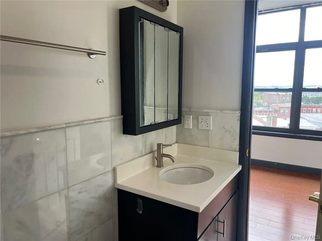 26 North Street, Middletown, NY, 1 Bedroom Bedrooms, 3 Rooms Rooms,1 BathroomBathrooms,Residential Lease,For Rent,North,0,983805 26 North Street, Middletown, NY, 1 Bedroom Bedrooms, 3 Rooms Rooms,1 BathroomBathrooms,Residential Lease,For Rent,North,0,983805