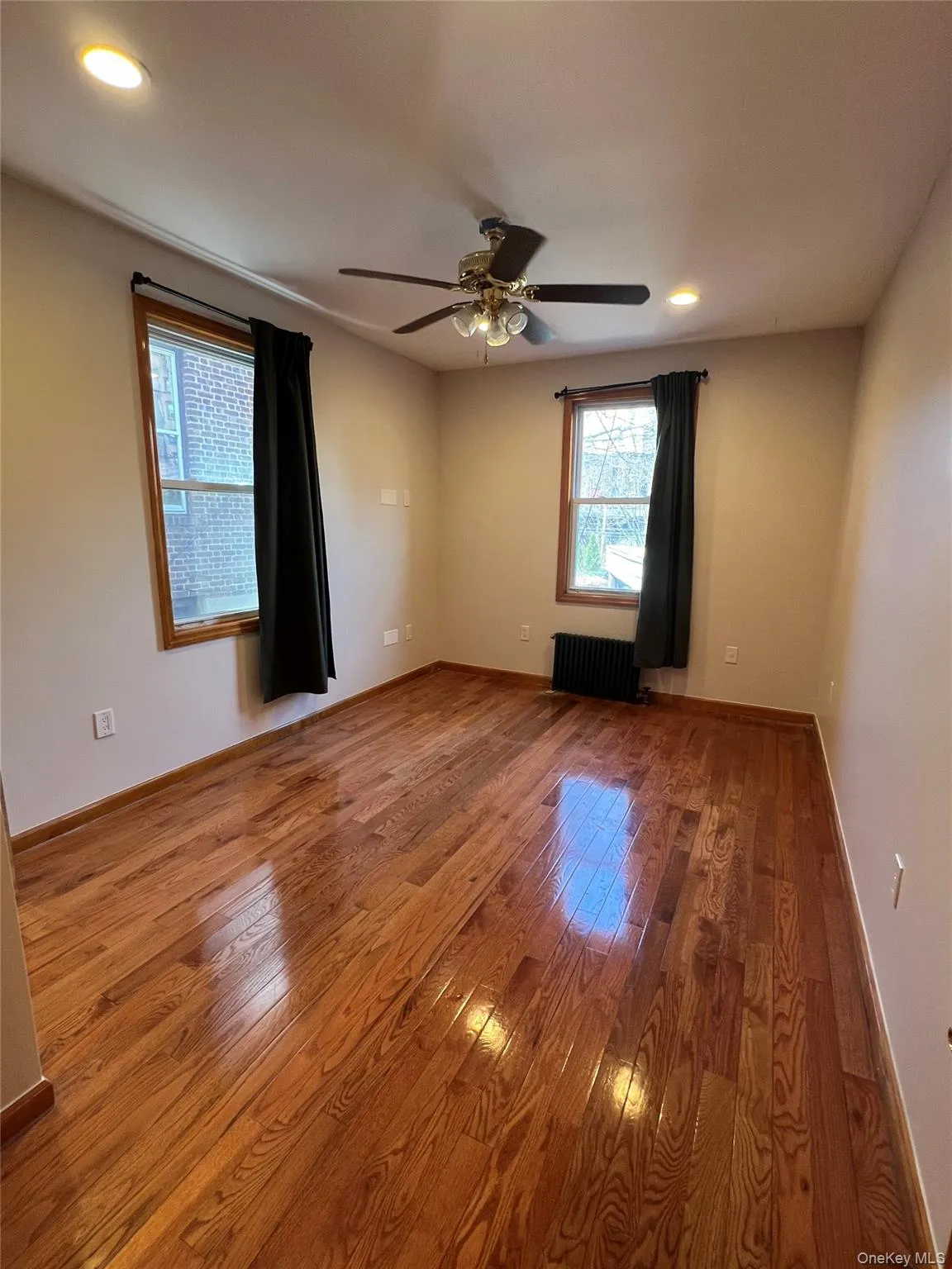 84-17 Cuthbert Road, New York, NY, 3 Bedrooms Bedrooms, 6 Rooms Rooms,2 BathroomsBathrooms,Residential Lease,For Rent,Cuthbert,0,983813 84-17 Cuthbert Road, New York, NY, 3 Bedrooms Bedrooms, 6 Rooms Rooms,2 BathroomsBathrooms,Residential Lease,For Rent,Cuthbert,0,983813