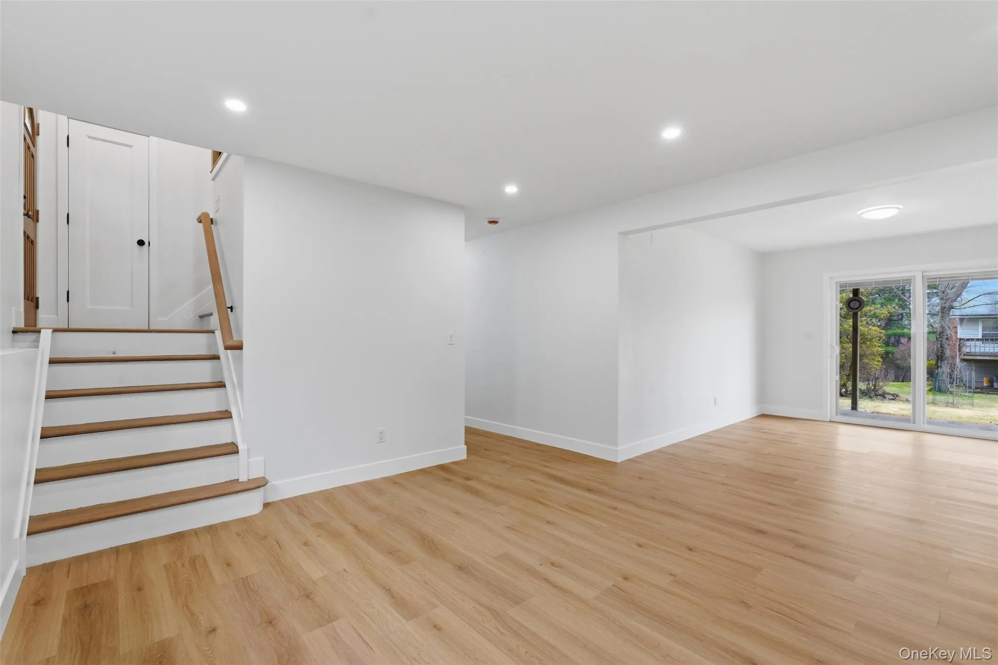 400 Old Route 304, Clarkstown, NY, 4 Bedrooms Bedrooms, 11 Rooms Rooms,2 BathroomsBathrooms,Residential,For Rent,Old Route 304,0,983815 400 Old Route 304, Clarkstown, NY, 4 Bedrooms Bedrooms, 11 Rooms Rooms,2 BathroomsBathrooms,Residential,For Rent,Old Route 304,0,983815