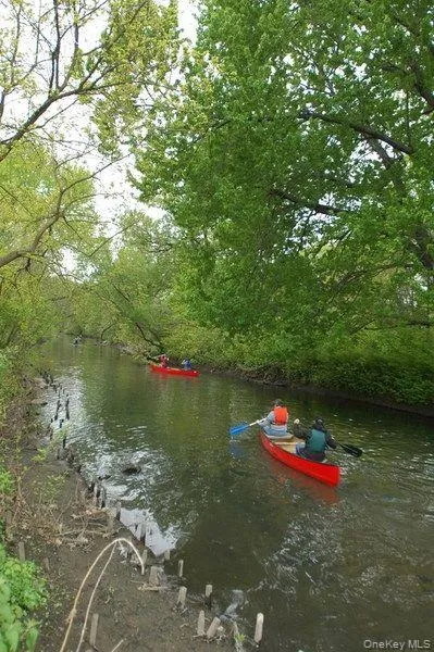 and there's boating on the Bronx River. and there's boating on the Bronx River.