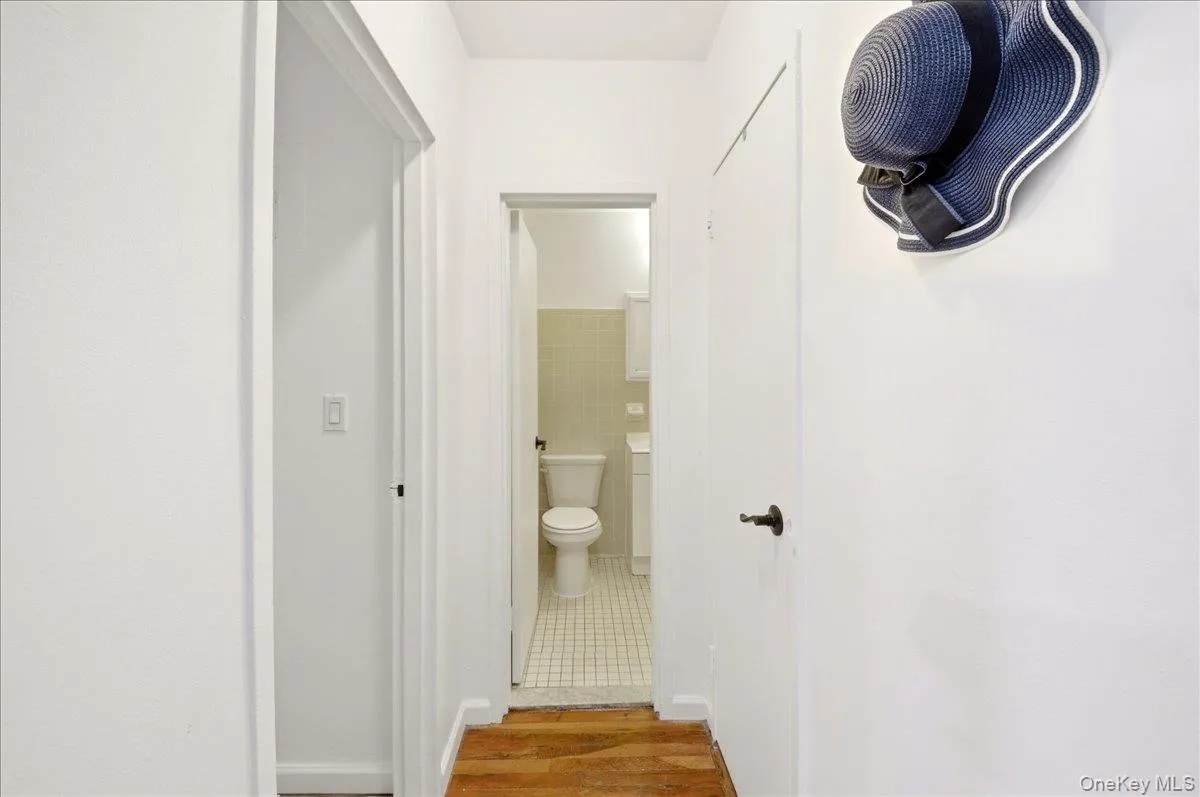 333 Bronx River Road, Yonkers, NY, 1 Bedroom Bedrooms, 4 Rooms Rooms,1 BathroomBathrooms,Residential,For Rent,Bronx River,0,983854 333 Bronx River Road, Yonkers, NY, 1 Bedroom Bedrooms, 4 Rooms Rooms,1 BathroomBathrooms,Residential,For Rent,Bronx River,0,983854
