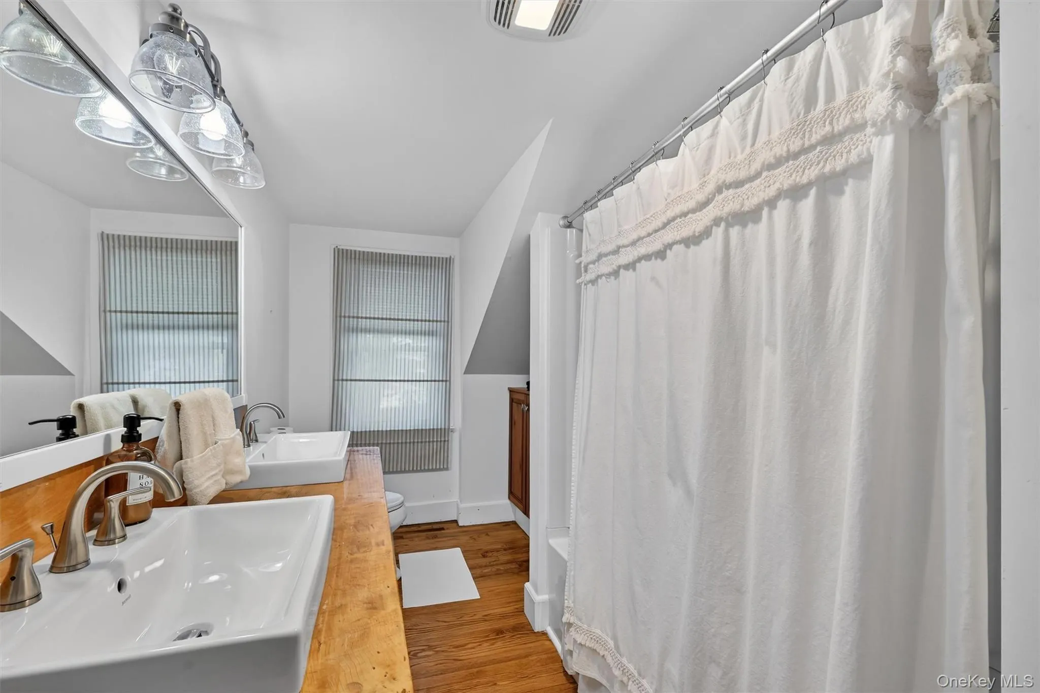 322 State Route 94, Warwick (town), NY, 3 Bedrooms Bedrooms, 7 Rooms Rooms,2 BathroomsBathrooms,Residential Lease,For Rent,State Route 94,0,983856 322 State Route 94, Warwick (town), NY, 3 Bedrooms Bedrooms, 7 Rooms Rooms,2 BathroomsBathrooms,Residential Lease,For Rent,State Route 94,0,983856