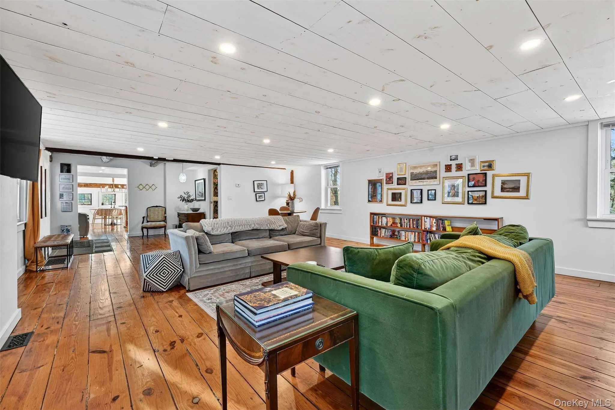 322 State Route 94, Warwick (town), NY, 3 Bedrooms Bedrooms, 7 Rooms Rooms,2 BathroomsBathrooms,Residential Lease,For Rent,State Route 94,0,983856 322 State Route 94, Warwick (town), NY, 3 Bedrooms Bedrooms, 7 Rooms Rooms,2 BathroomsBathrooms,Residential Lease,For Rent,State Route 94,0,983856