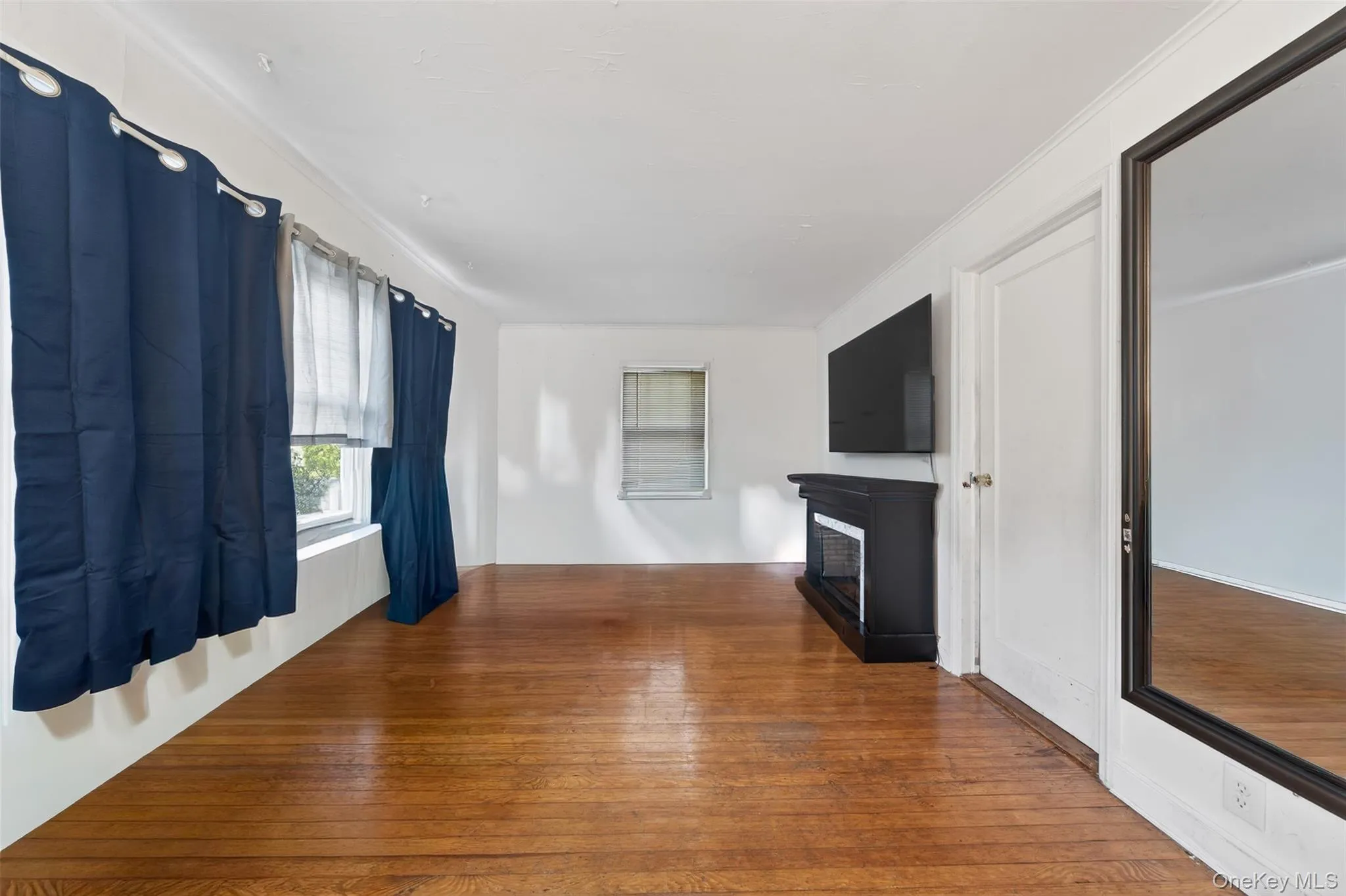 266 Neptune Avenue, West Babylon, NY, 2 Bedrooms Bedrooms, 6 Rooms Rooms,1 BathroomBathrooms,Residential Sale,For Rent,Neptune,0,983860 266 Neptune Avenue, West Babylon, NY, 2 Bedrooms Bedrooms, 6 Rooms Rooms,1 BathroomBathrooms,Residential Sale,For Rent,Neptune,0,983860