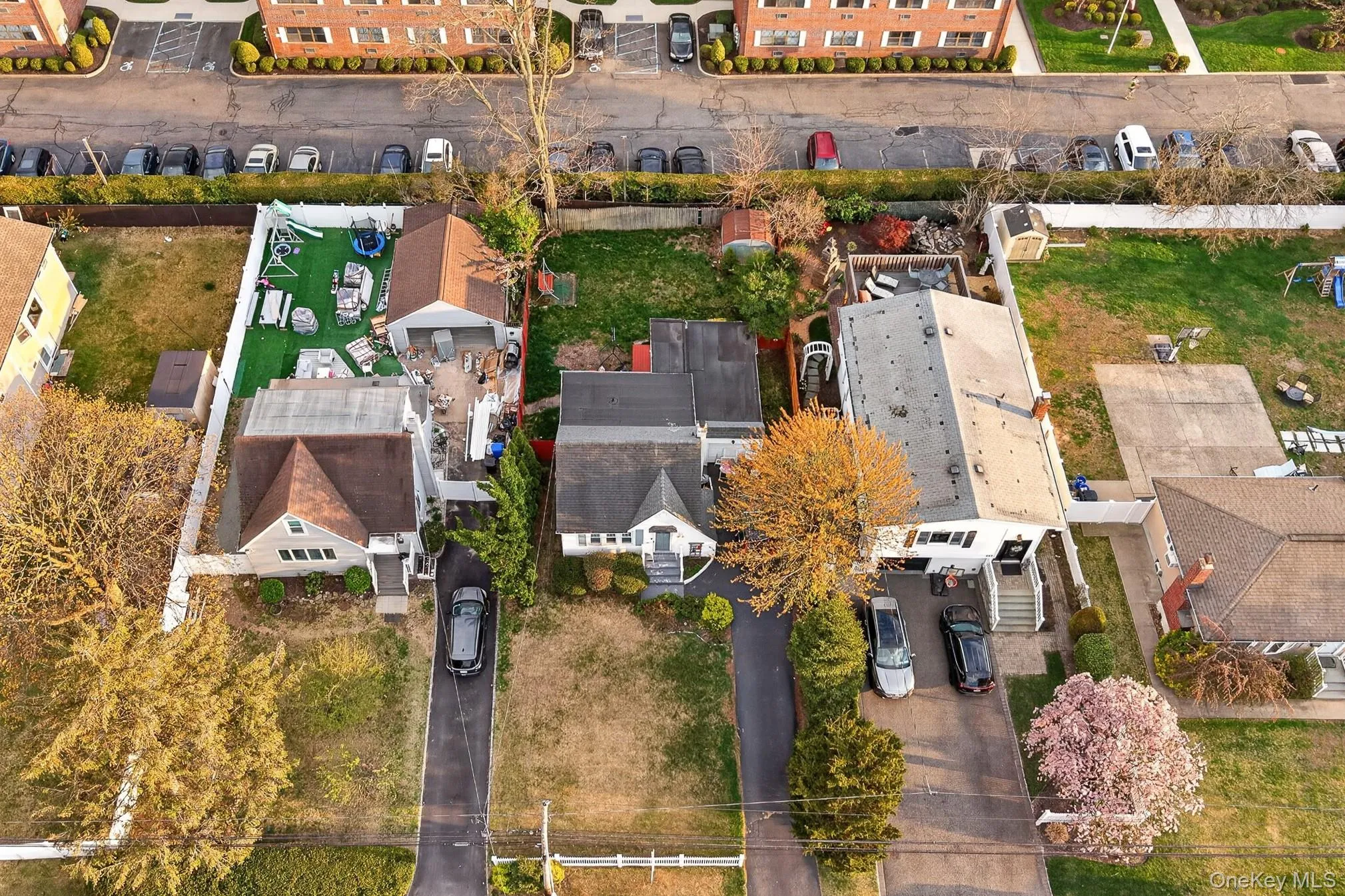 266 Neptune Avenue, West Babylon, NY, 2 Bedrooms Bedrooms, 6 Rooms Rooms,1 BathroomBathrooms,Residential Sale,For Rent,Neptune,0,983860 266 Neptune Avenue, West Babylon, NY, 2 Bedrooms Bedrooms, 6 Rooms Rooms,1 BathroomBathrooms,Residential Sale,For Rent,Neptune,0,983860