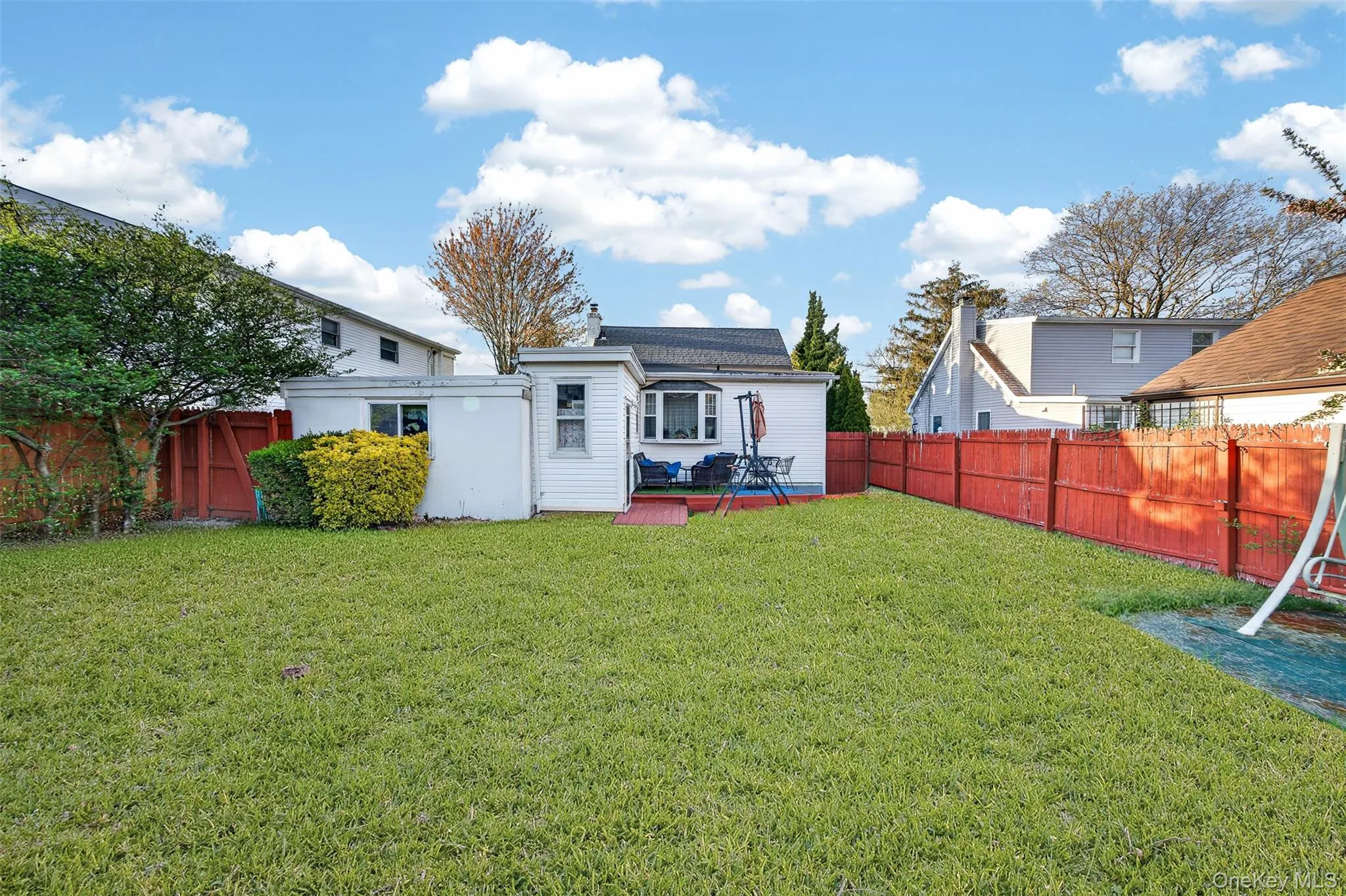 266 Neptune Avenue, West Babylon, NY, 2 Bedrooms Bedrooms, 6 Rooms Rooms,1 BathroomBathrooms,Residential Sale,For Rent,Neptune,0,983860 266 Neptune Avenue, West Babylon, NY, 2 Bedrooms Bedrooms, 6 Rooms Rooms,1 BathroomBathrooms,Residential Sale,For Rent,Neptune,0,983860