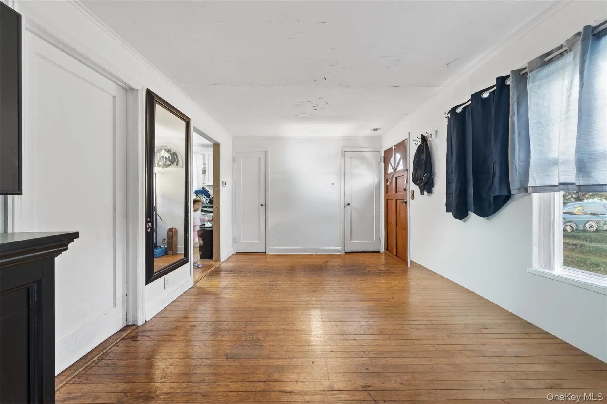 266 Neptune Avenue, West Babylon, NY, 2 Bedrooms Bedrooms, 6 Rooms Rooms,1 BathroomBathrooms,Residential Sale,For Rent,Neptune,0,983860 266 Neptune Avenue, West Babylon, NY, 2 Bedrooms Bedrooms, 6 Rooms Rooms,1 BathroomBathrooms,Residential Sale,For Rent,Neptune,0,983860