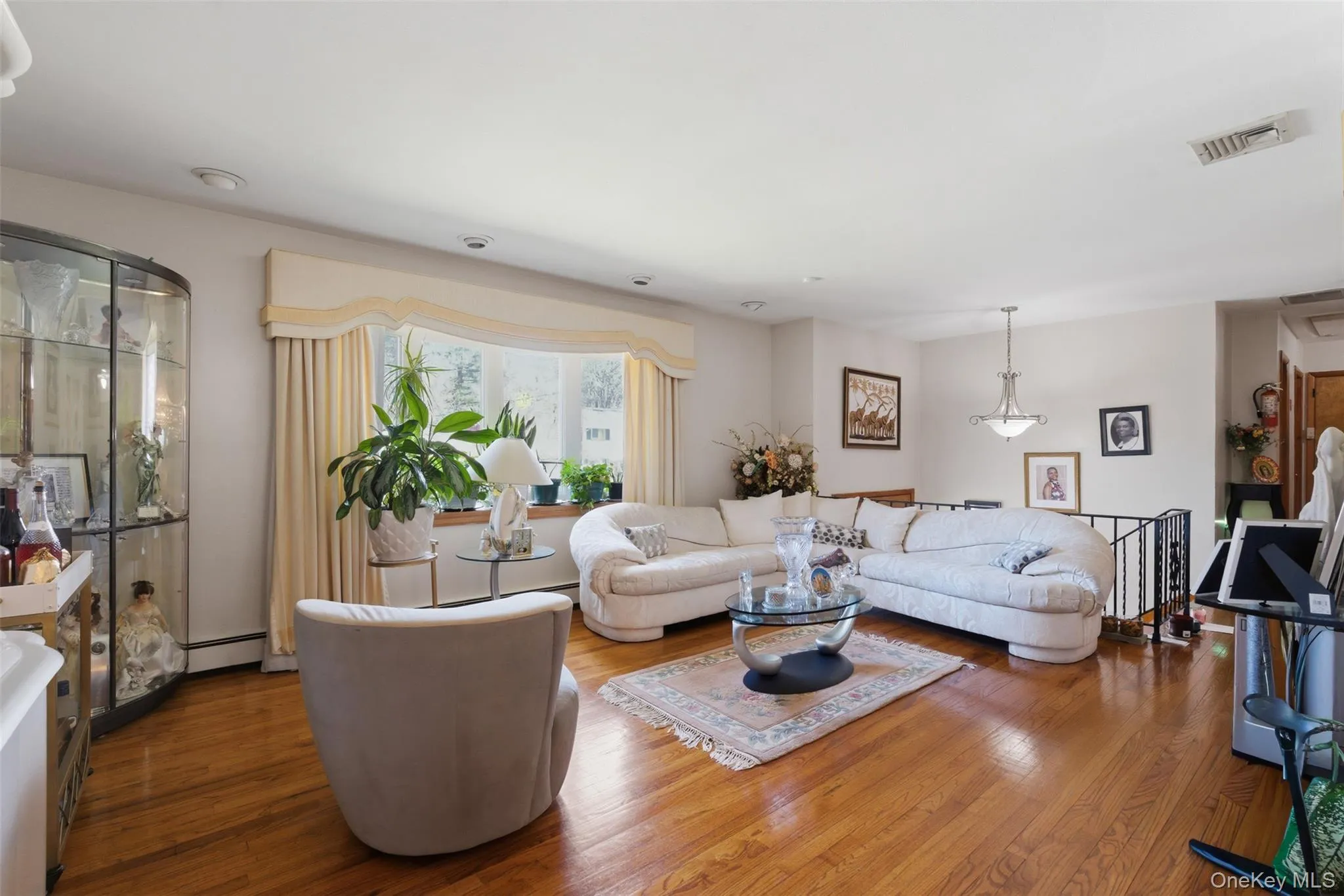 4 Faist Drive, Ramapo, NY, 5 Bedrooms Bedrooms, 8 Rooms Rooms,3 BathroomsBathrooms,Residential,For Rent,Faist,0,983864 4 Faist Drive, Ramapo, NY, 5 Bedrooms Bedrooms, 8 Rooms Rooms,3 BathroomsBathrooms,Residential,For Rent,Faist,0,983864