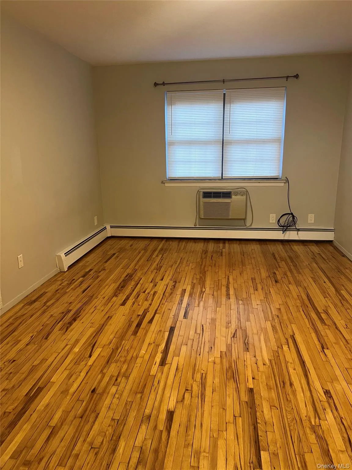 6106 233rd Street, New York, NY, 3 Bedrooms Bedrooms, 4 Rooms Rooms,2 BathroomsBathrooms,Residential Lease,For Rent,233rd,0,983870 6106 233rd Street, New York, NY, 3 Bedrooms Bedrooms, 4 Rooms Rooms,2 BathroomsBathrooms,Residential Lease,For Rent,233rd,0,983870
