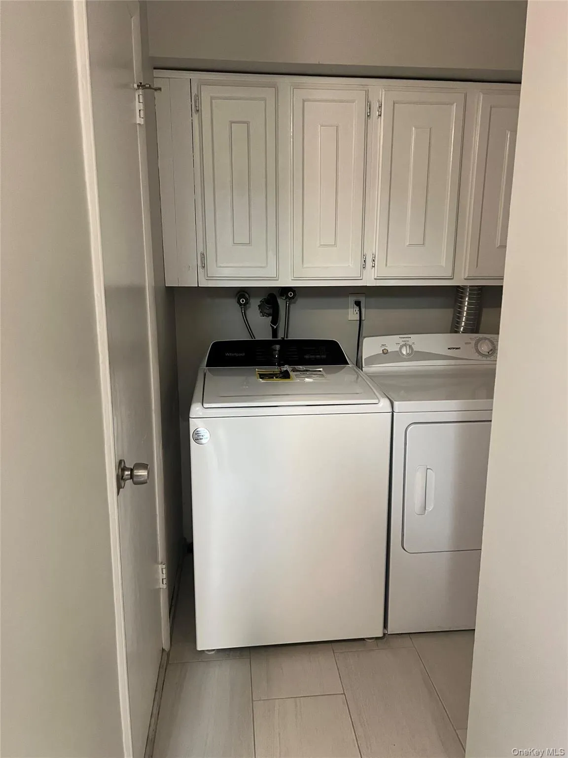 6106 233rd Street, New York, NY, 3 Bedrooms Bedrooms, 4 Rooms Rooms,2 BathroomsBathrooms,Residential Lease,For Rent,233rd,0,983870 6106 233rd Street, New York, NY, 3 Bedrooms Bedrooms, 4 Rooms Rooms,2 BathroomsBathrooms,Residential Lease,For Rent,233rd,0,983870