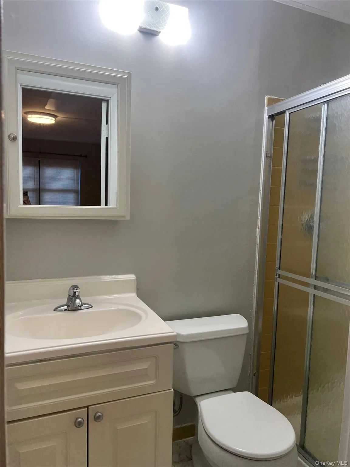 6106 233rd Street, New York, NY, 3 Bedrooms Bedrooms, 4 Rooms Rooms,2 BathroomsBathrooms,Residential Lease,For Rent,233rd,0,983870 6106 233rd Street, New York, NY, 3 Bedrooms Bedrooms, 4 Rooms Rooms,2 BathroomsBathrooms,Residential Lease,For Rent,233rd,0,983870